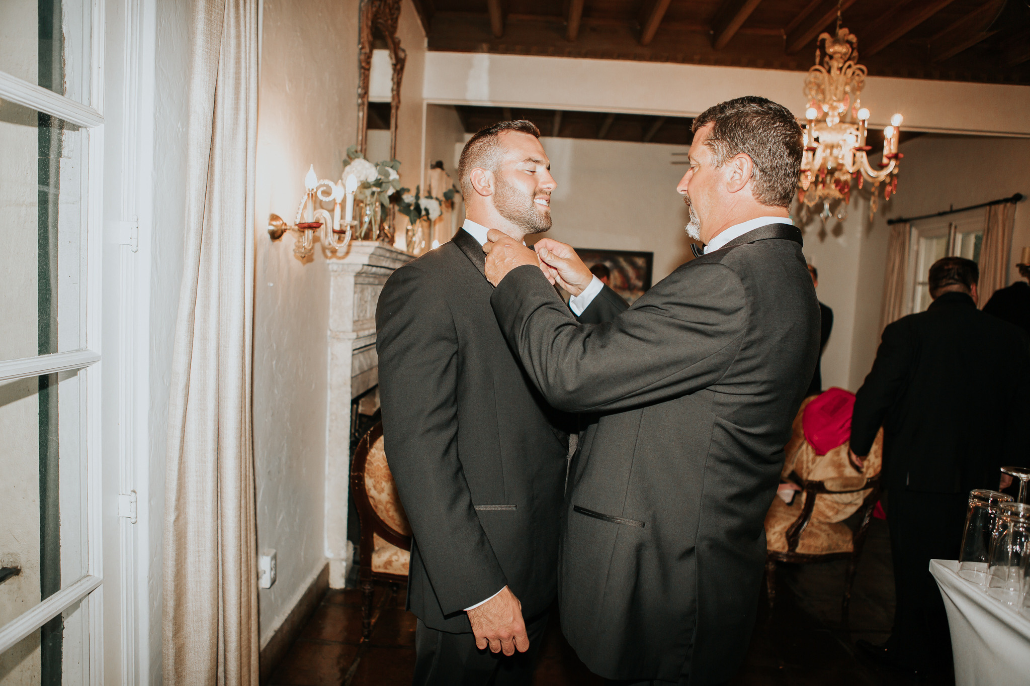 Beautiful wedding in Villa Woodbine. My name is Kate and I am family and wedding photographer