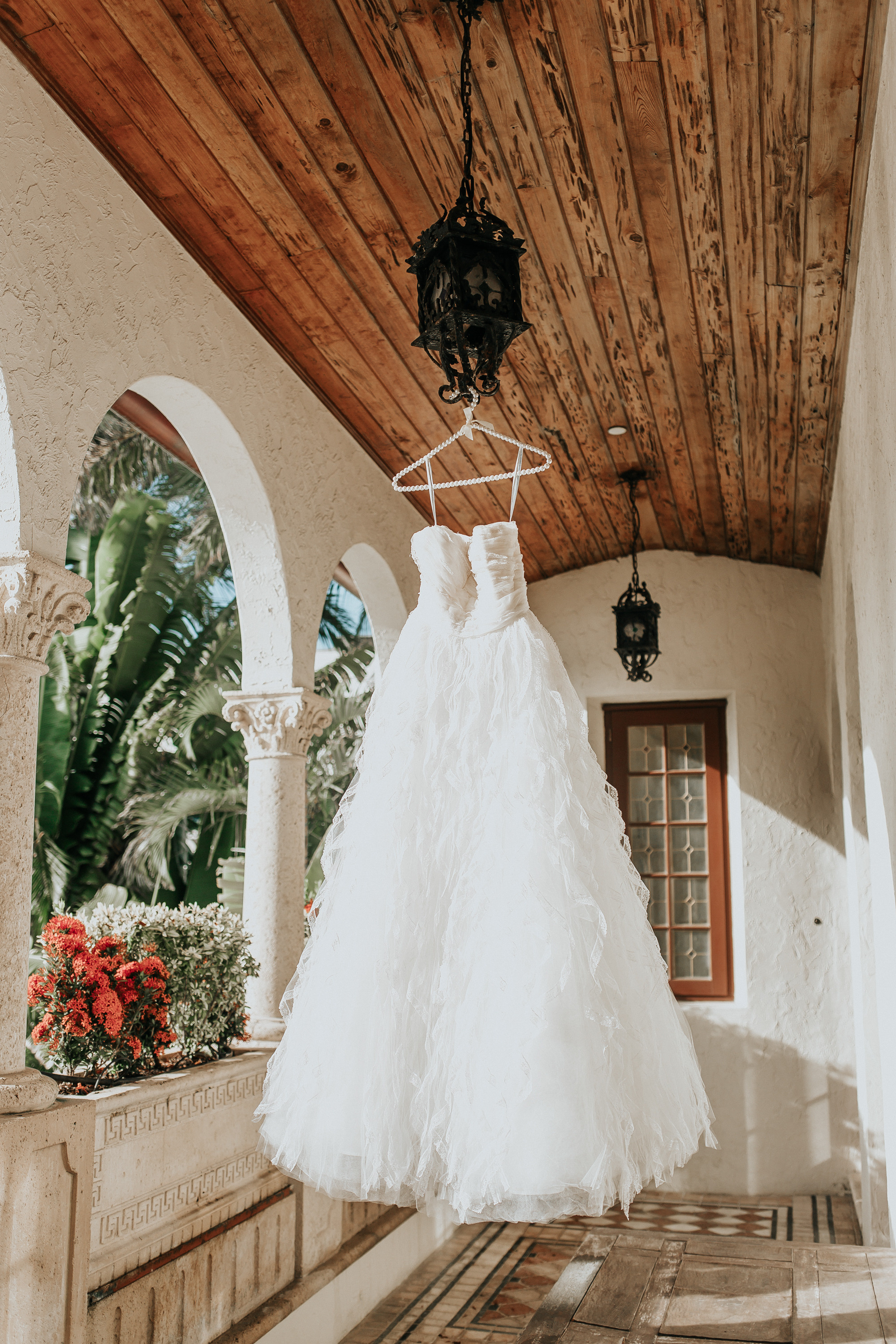 JEWISH WEDDING IN VILLA VIZCAYA. My name is Kate and I am family and wedding photographer