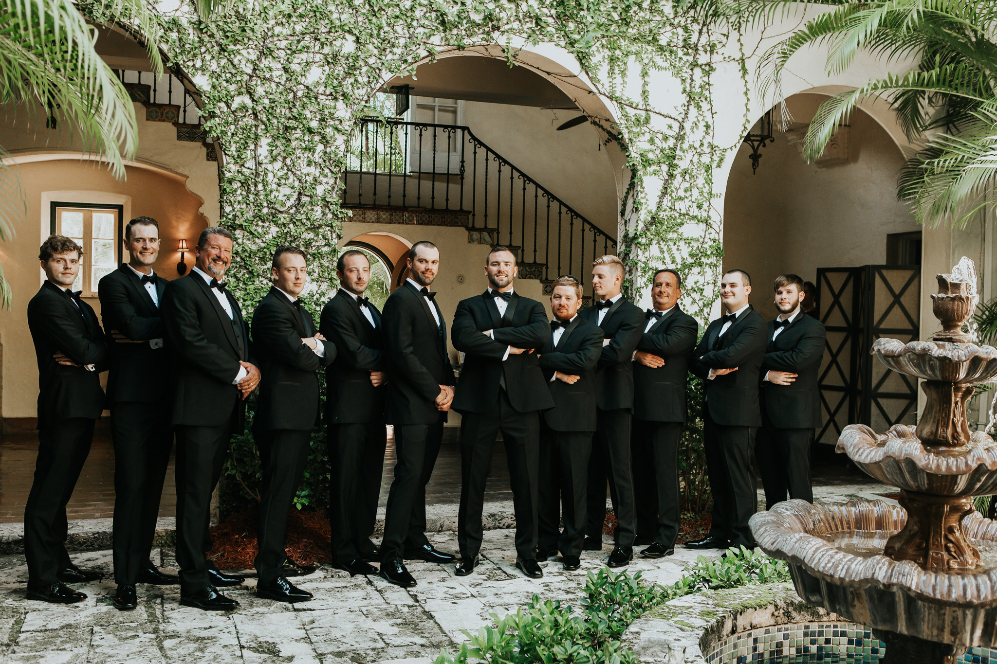 Beautiful wedding in Villa Woodbine. My name is Kate and I am family and wedding photographer