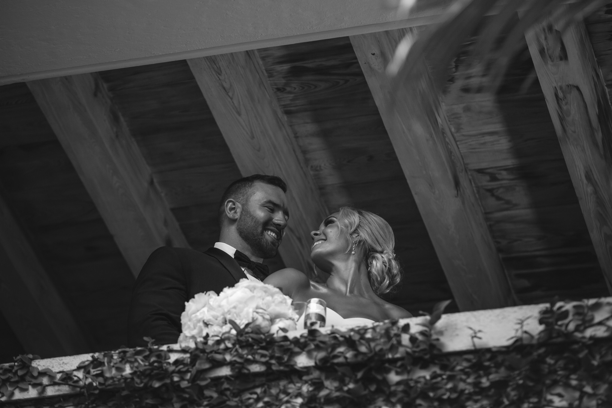 Beautiful wedding in Villa Woodbine. My name is Kate and I am family and wedding photographer