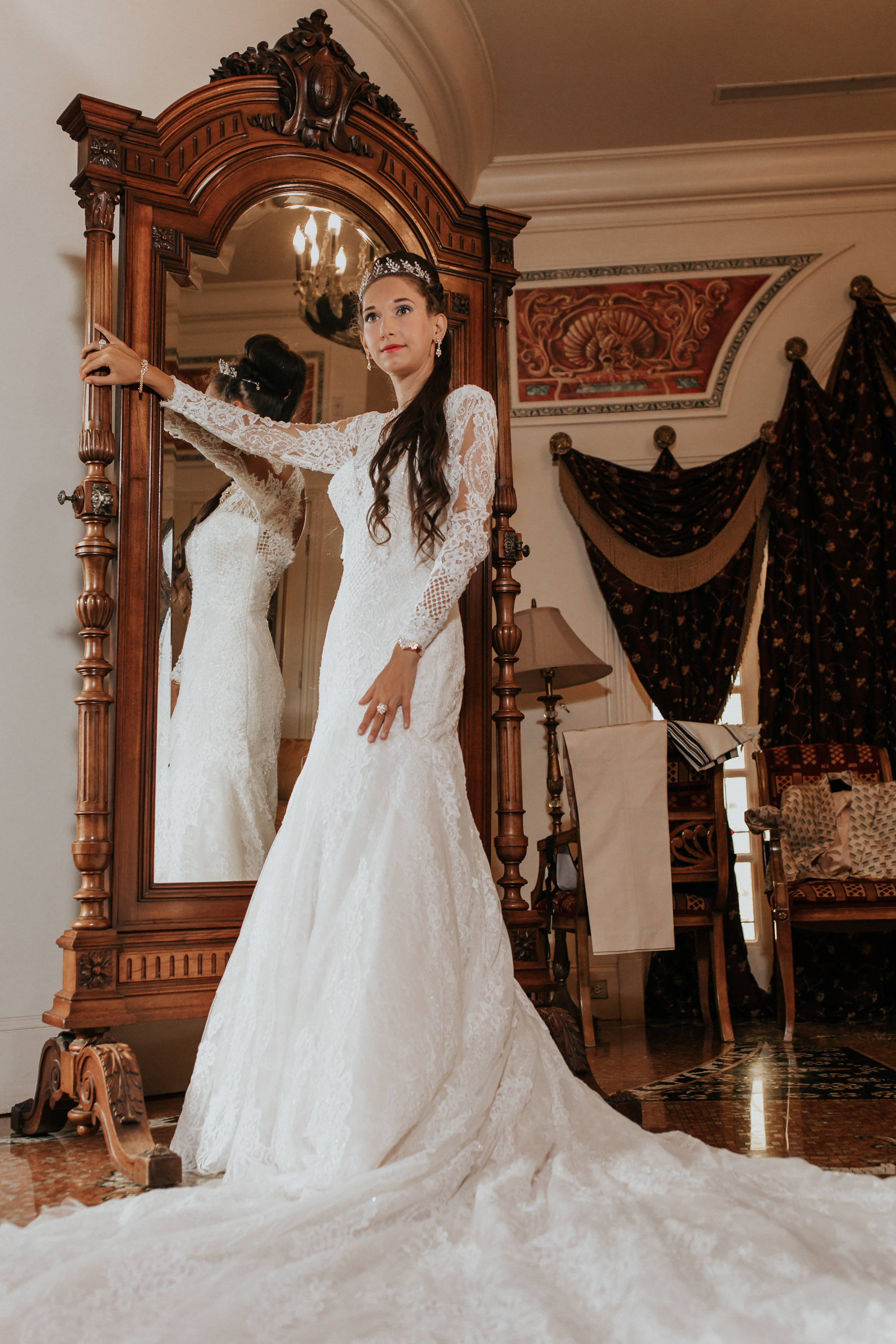 JEWISH WEDDING IN VILLA VIZCAYA. My name is Kate and I am family and wedding photographer