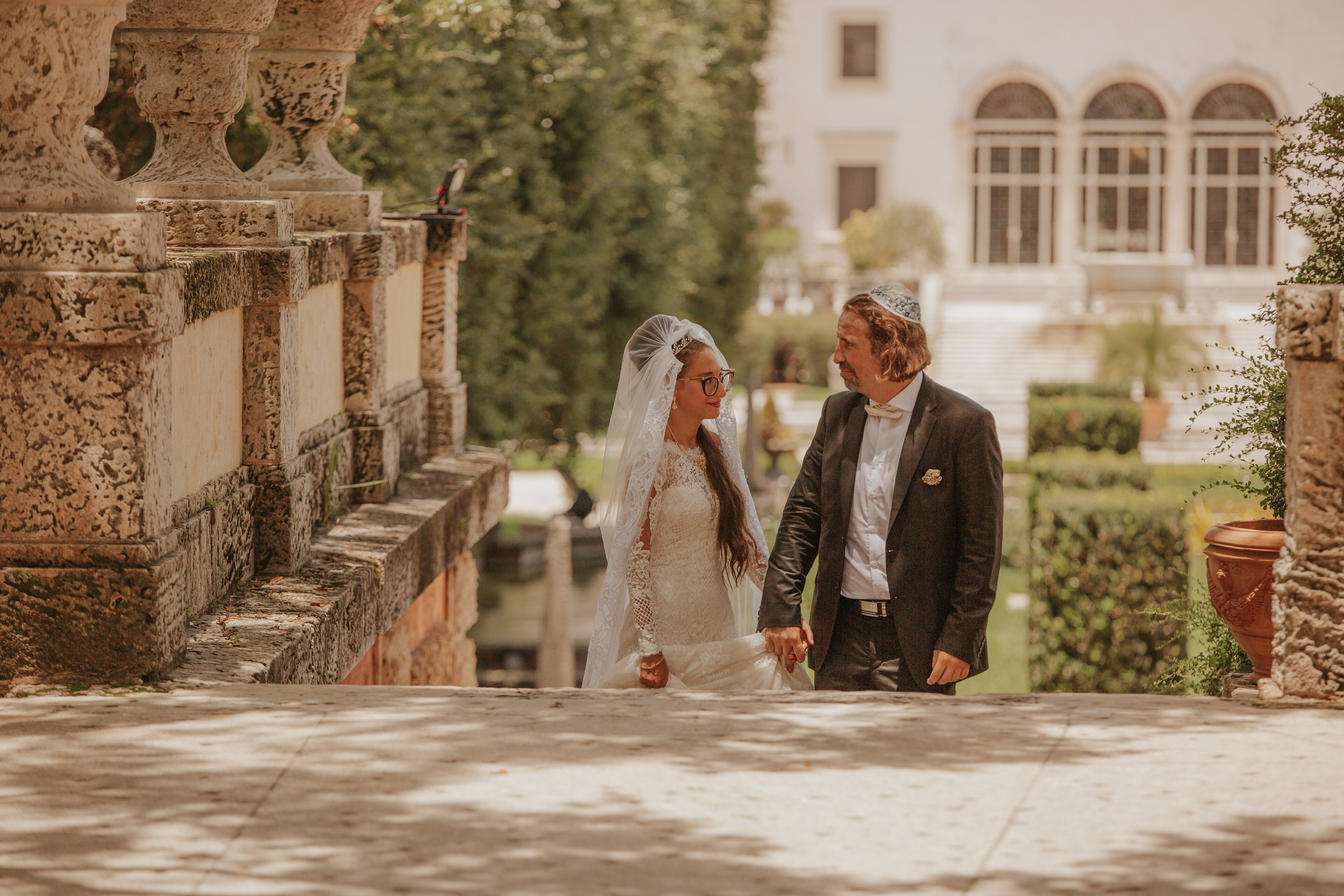 JEWISH WEDDING IN VILLA VIZCAYA. My name is Kate and I am family and wedding photographer