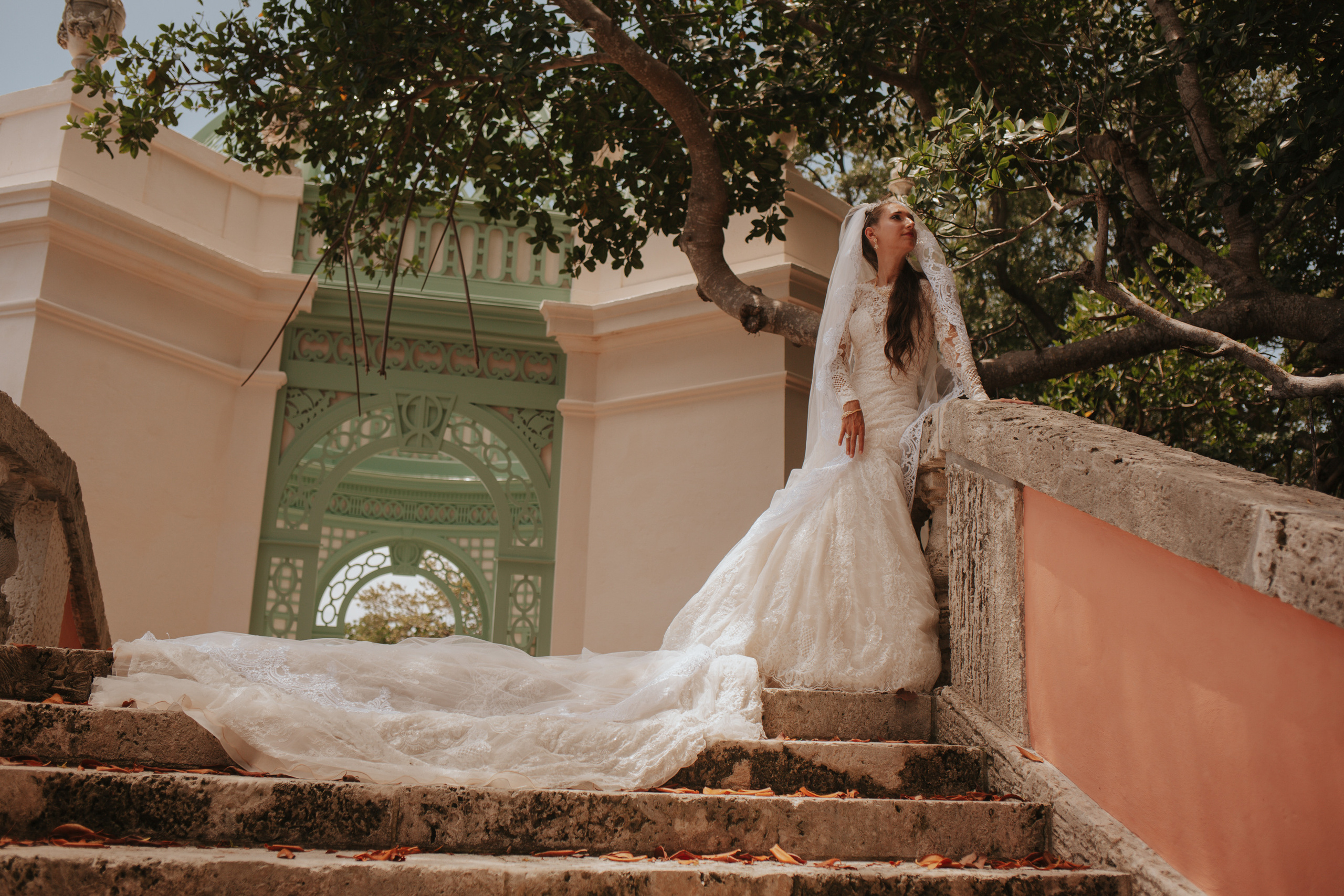 JEWISH WEDDING IN VILLA VIZCAYA. My name is Kate and I am family and wedding photographer