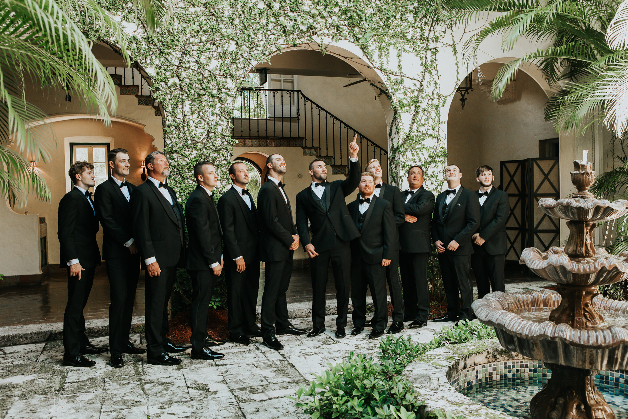 Beautiful wedding in Villa Woodbine. My name is Kate and I am family and wedding photographer