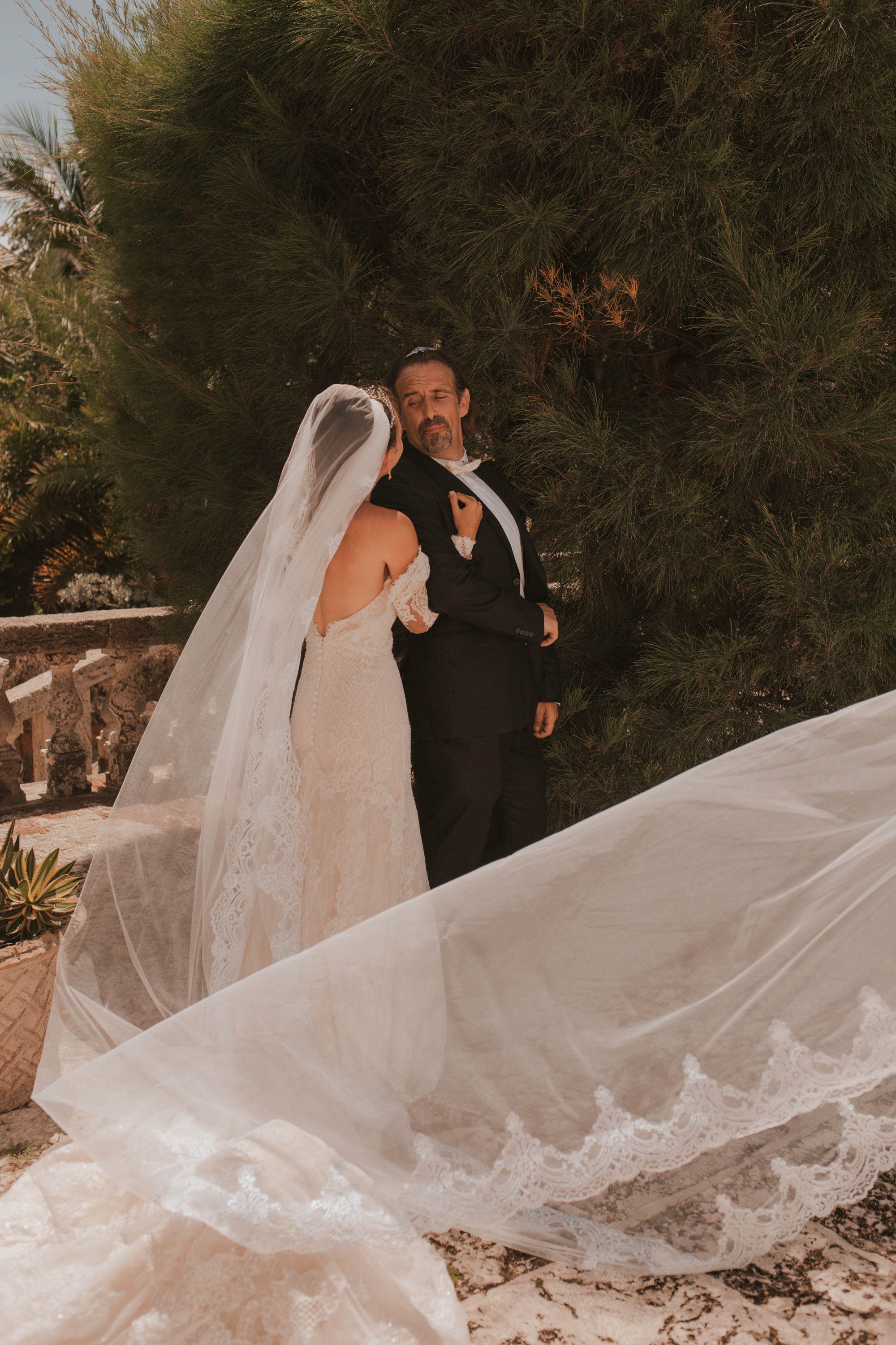 JEWISH WEDDING IN VILLA VIZCAYA. My name is Kate and I am family and wedding photographer