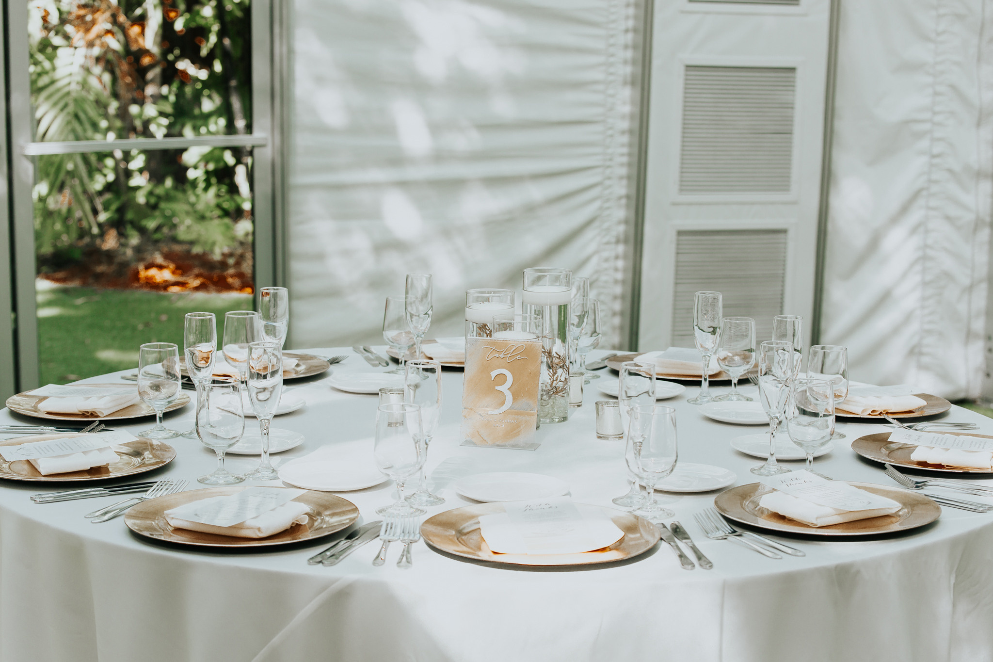 Beautiful wedding in Villa Woodbine. My name is Kate and I am family and wedding photographer