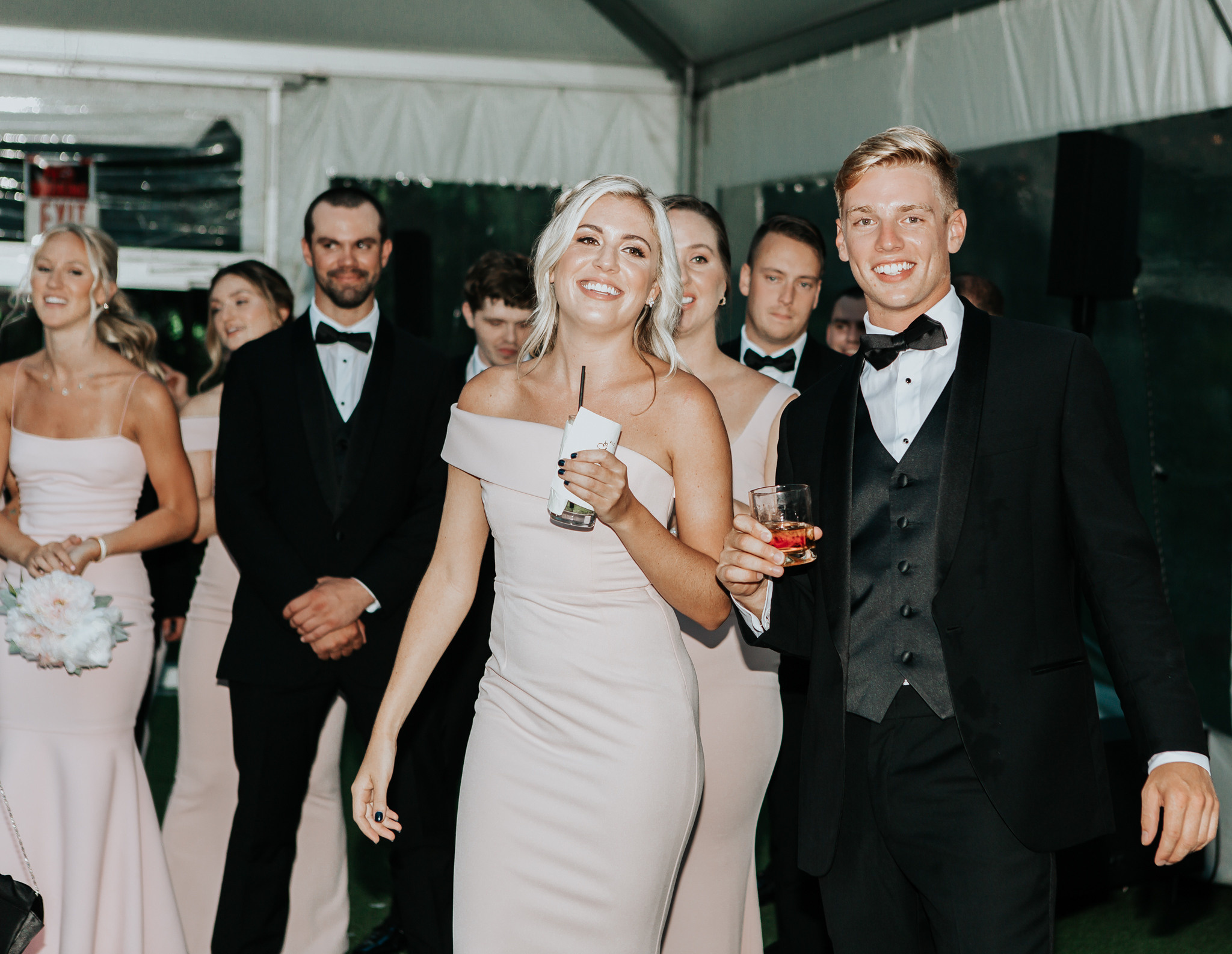 Beautiful wedding in Villa Woodbine. My name is Kate and I am family and wedding photographer