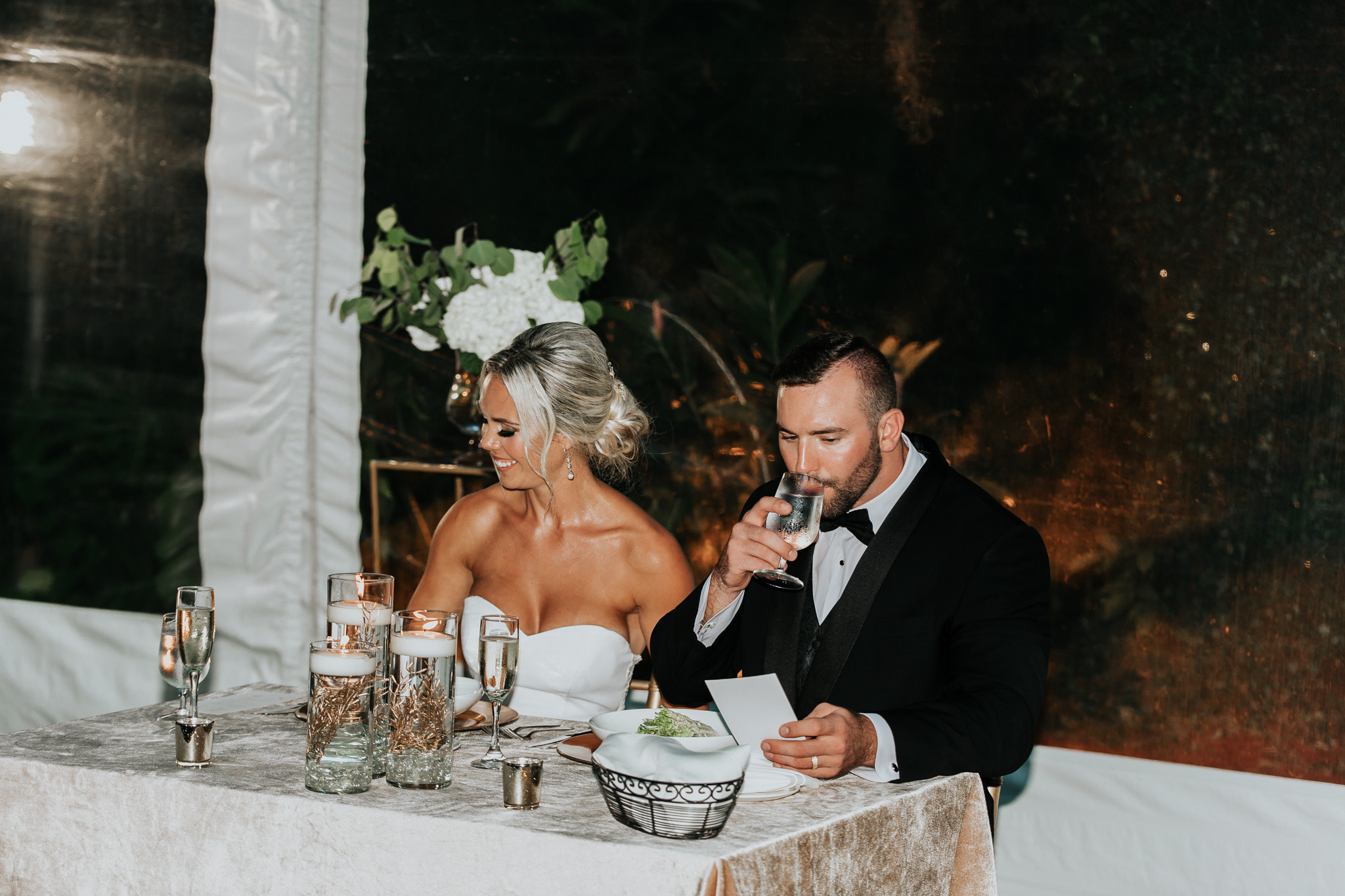 Beautiful wedding in Villa Woodbine. My name is Kate and I am family and wedding photographer