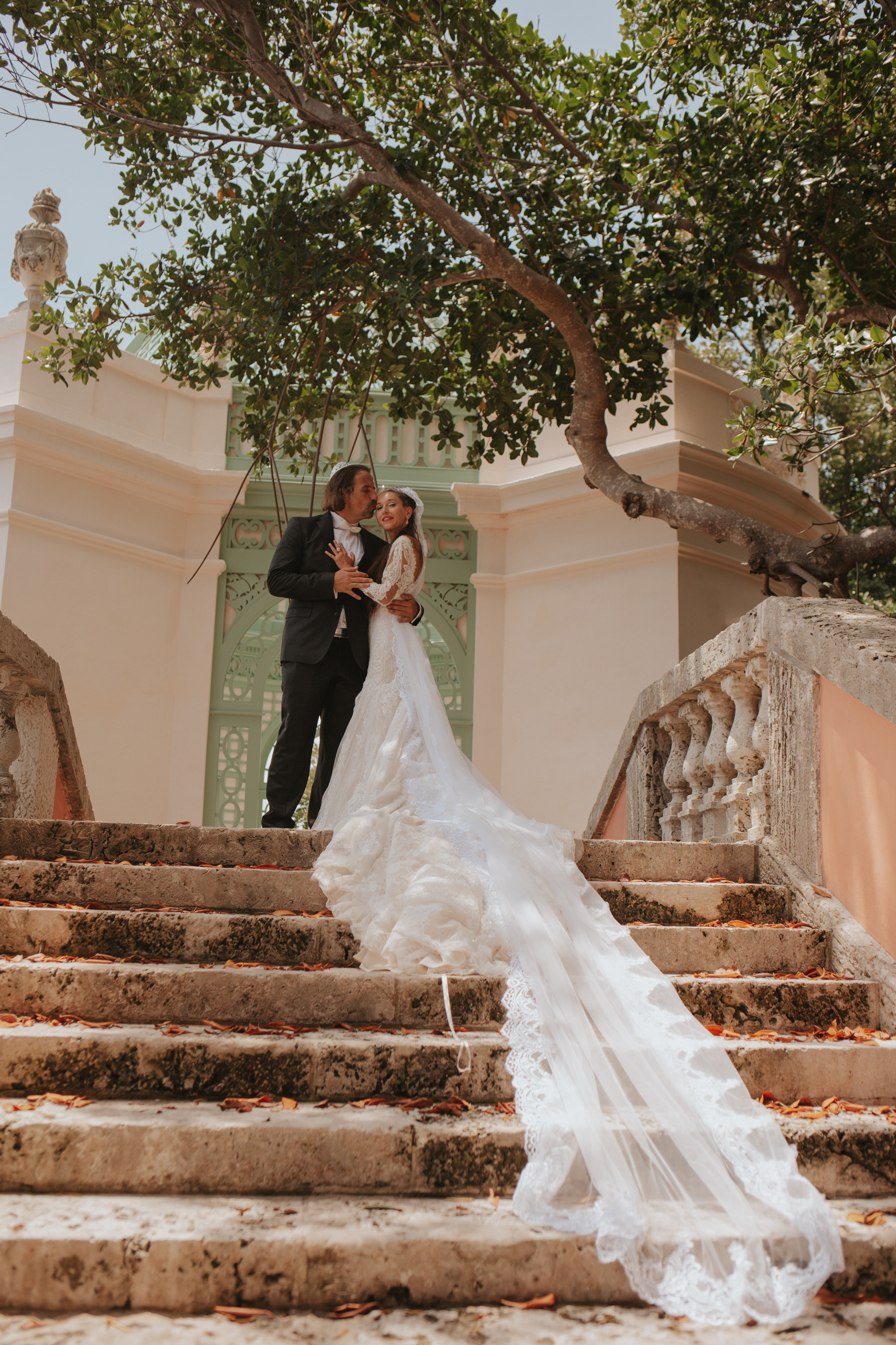 JEWISH WEDDING IN VILLA VIZCAYA. My name is Kate and I am family and wedding photographer