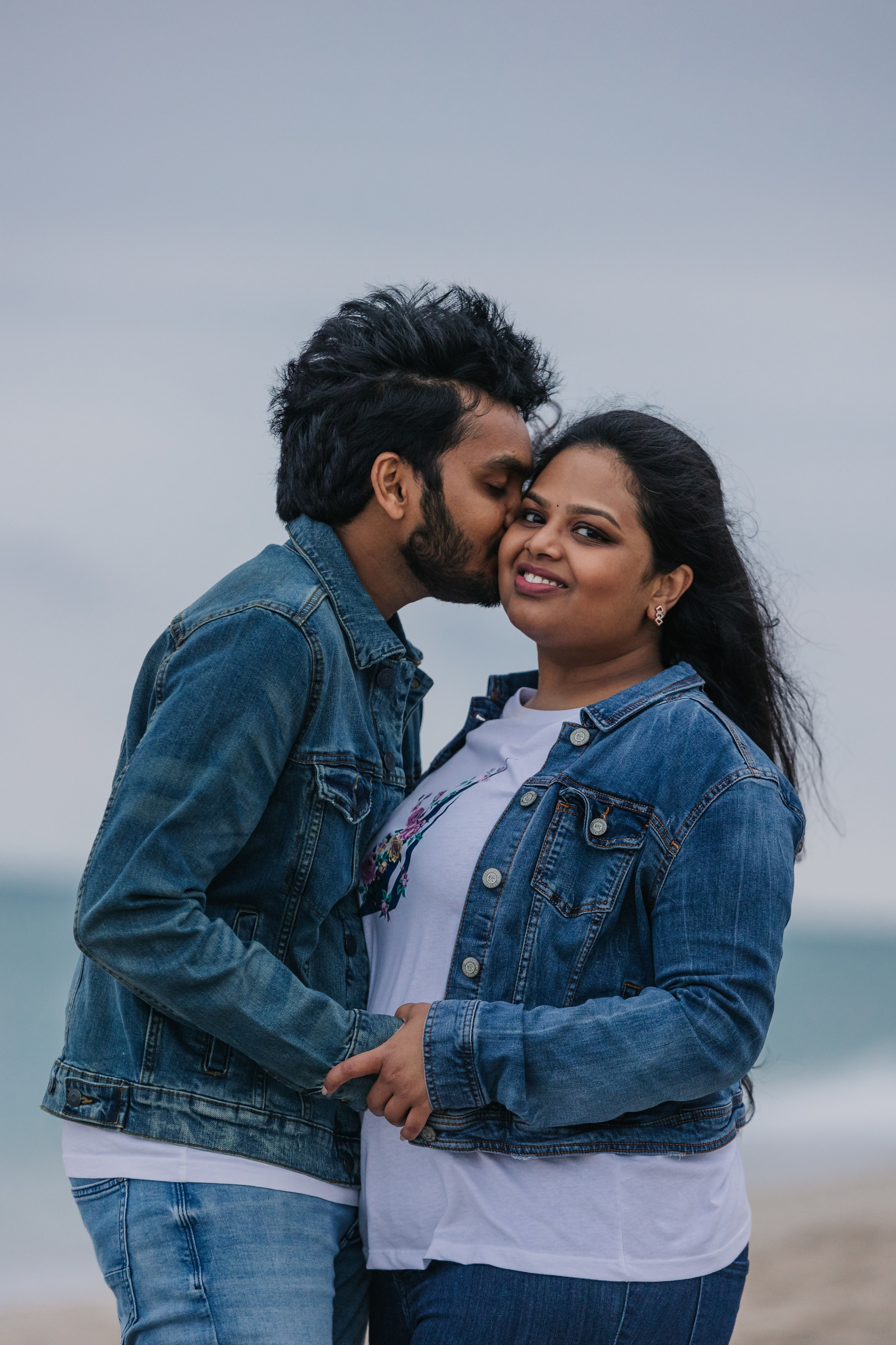 Engagement in Palm Beach Florida. My name is Kate and I am family and wedding photographer