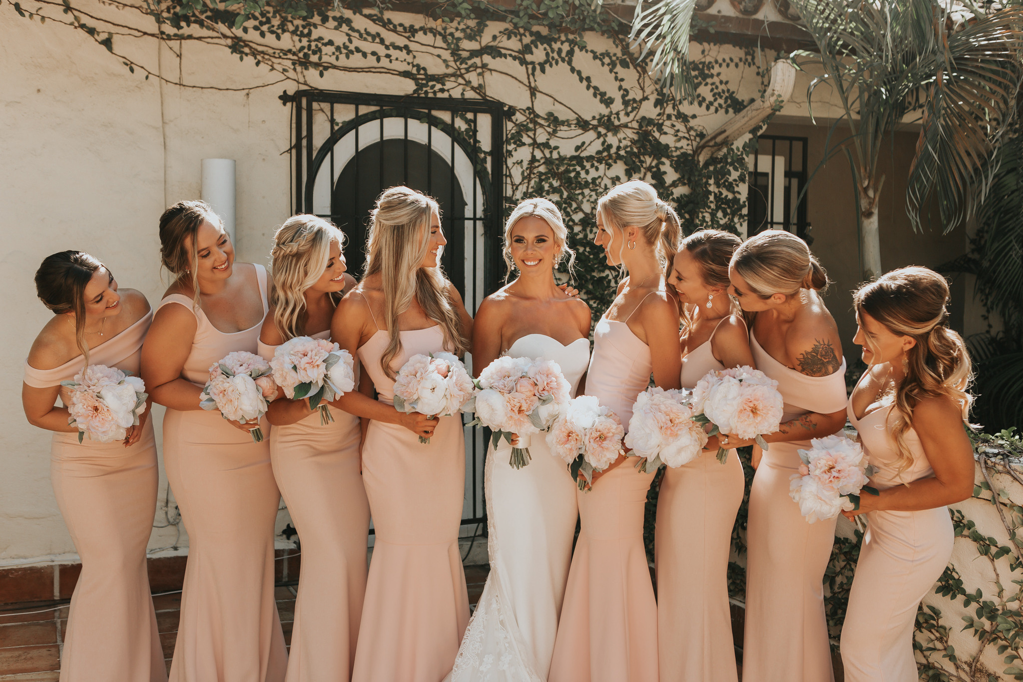 Beautiful wedding in Villa Woodbine. My name is Kate and I am family and wedding photographer