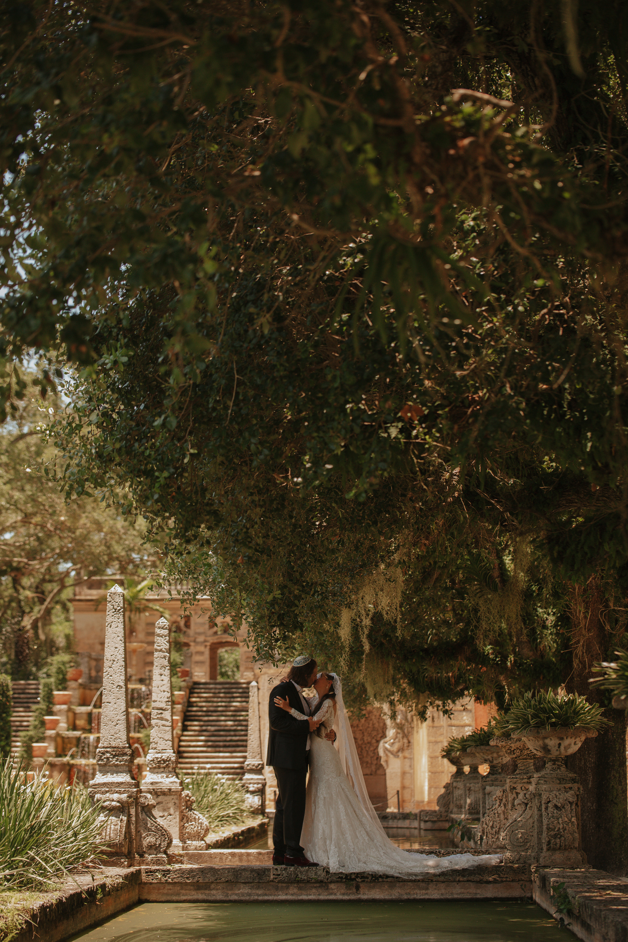 JEWISH WEDDING IN VILLA VIZCAYA. My name is Kate and I am family and wedding photographer