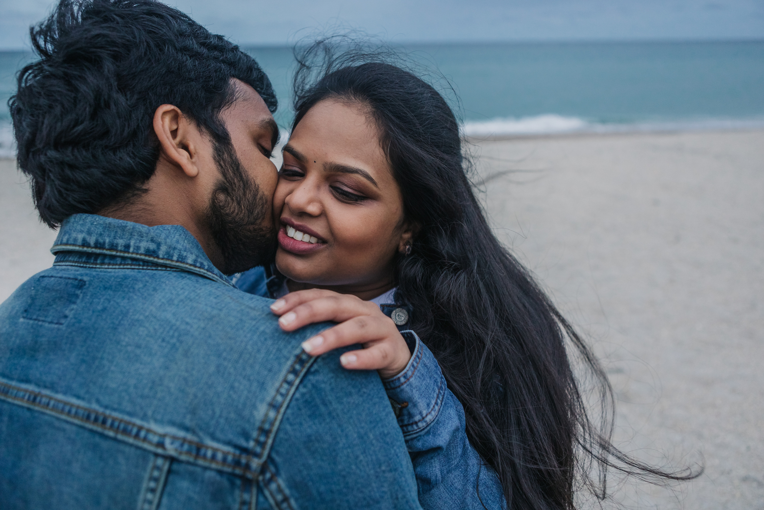 Engagement in Palm Beach Florida. My name is Kate and I am family and wedding photographer