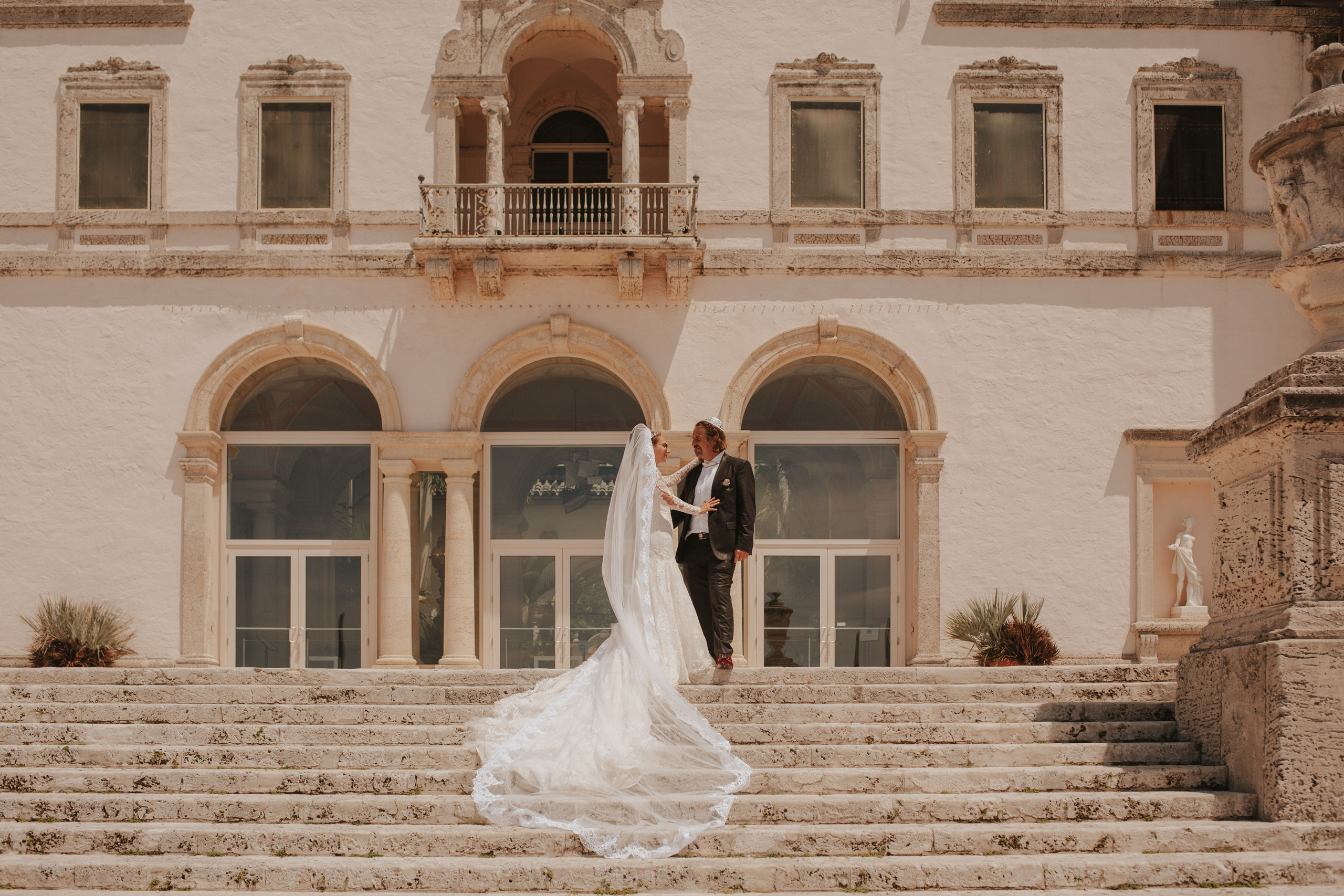 JEWISH WEDDING IN VILLA VIZCAYA. My name is Kate and I am family and wedding photographer
