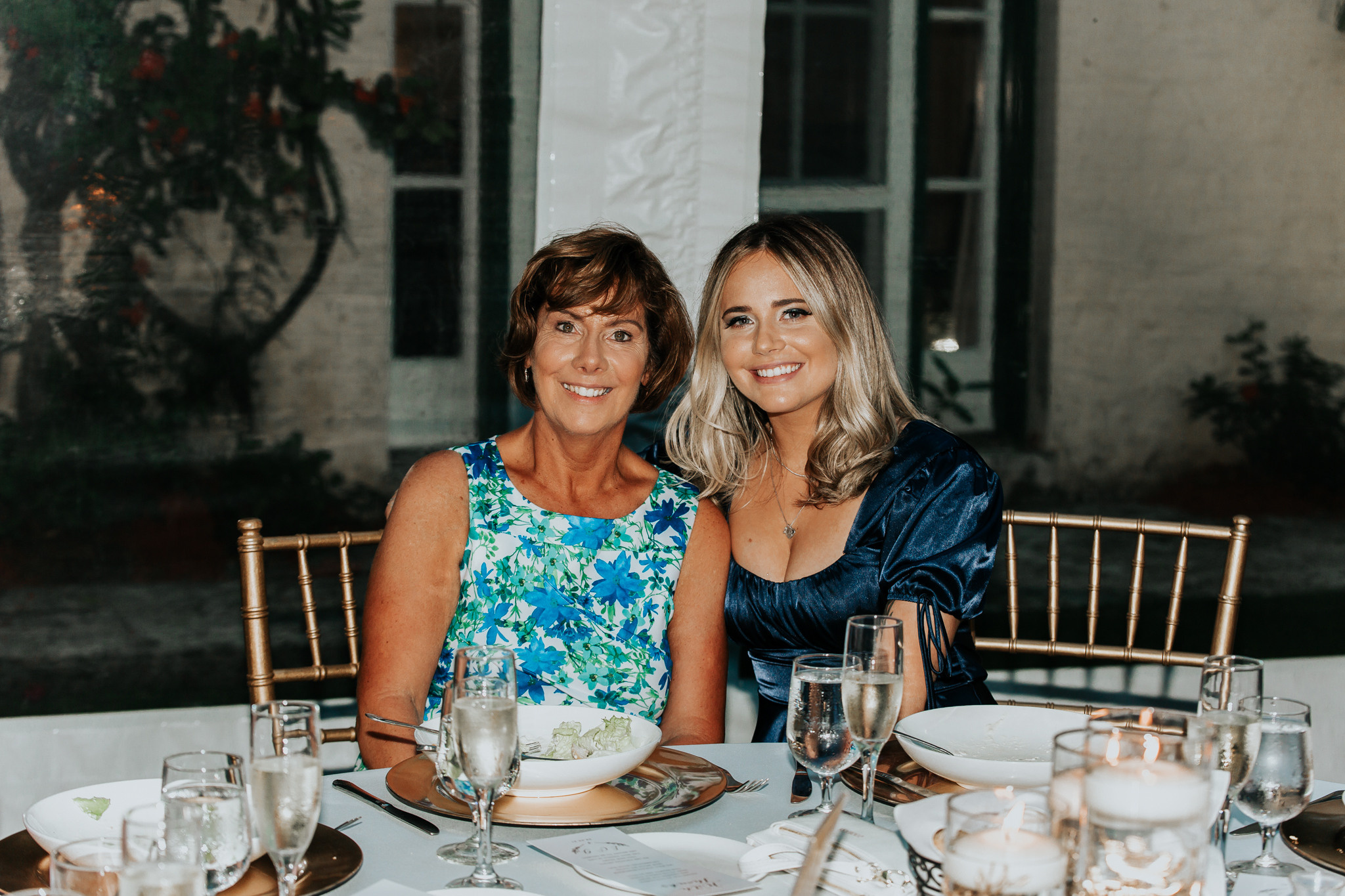 Beautiful wedding in Villa Woodbine. My name is Kate and I am family and wedding photographer