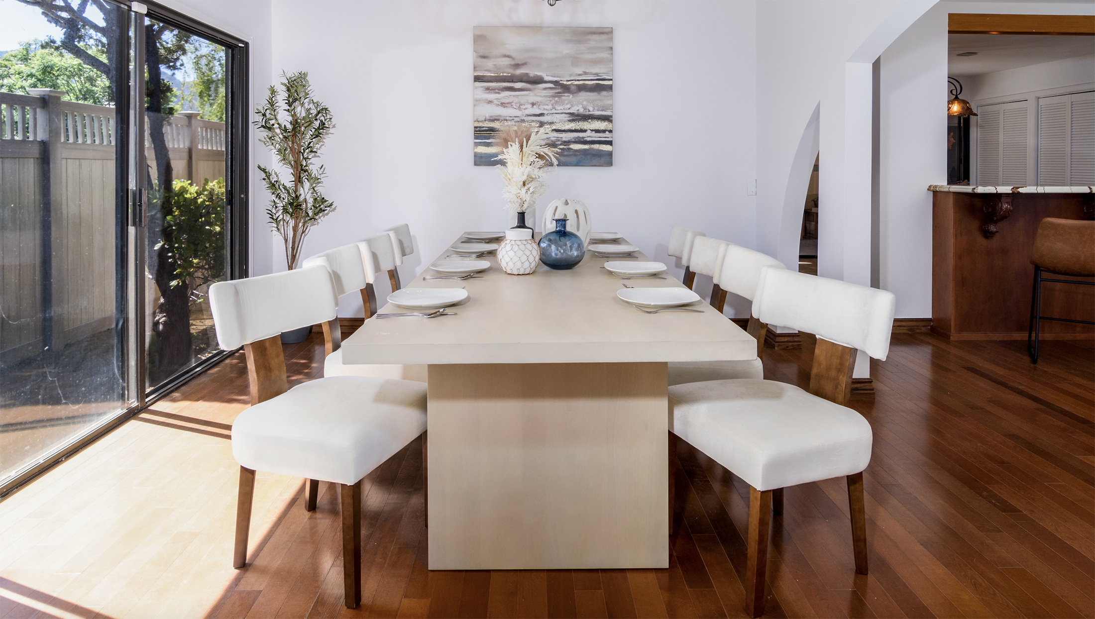 Real Estate Media. Professional portrait photographer in Los Angeles | Axenia Haritonova