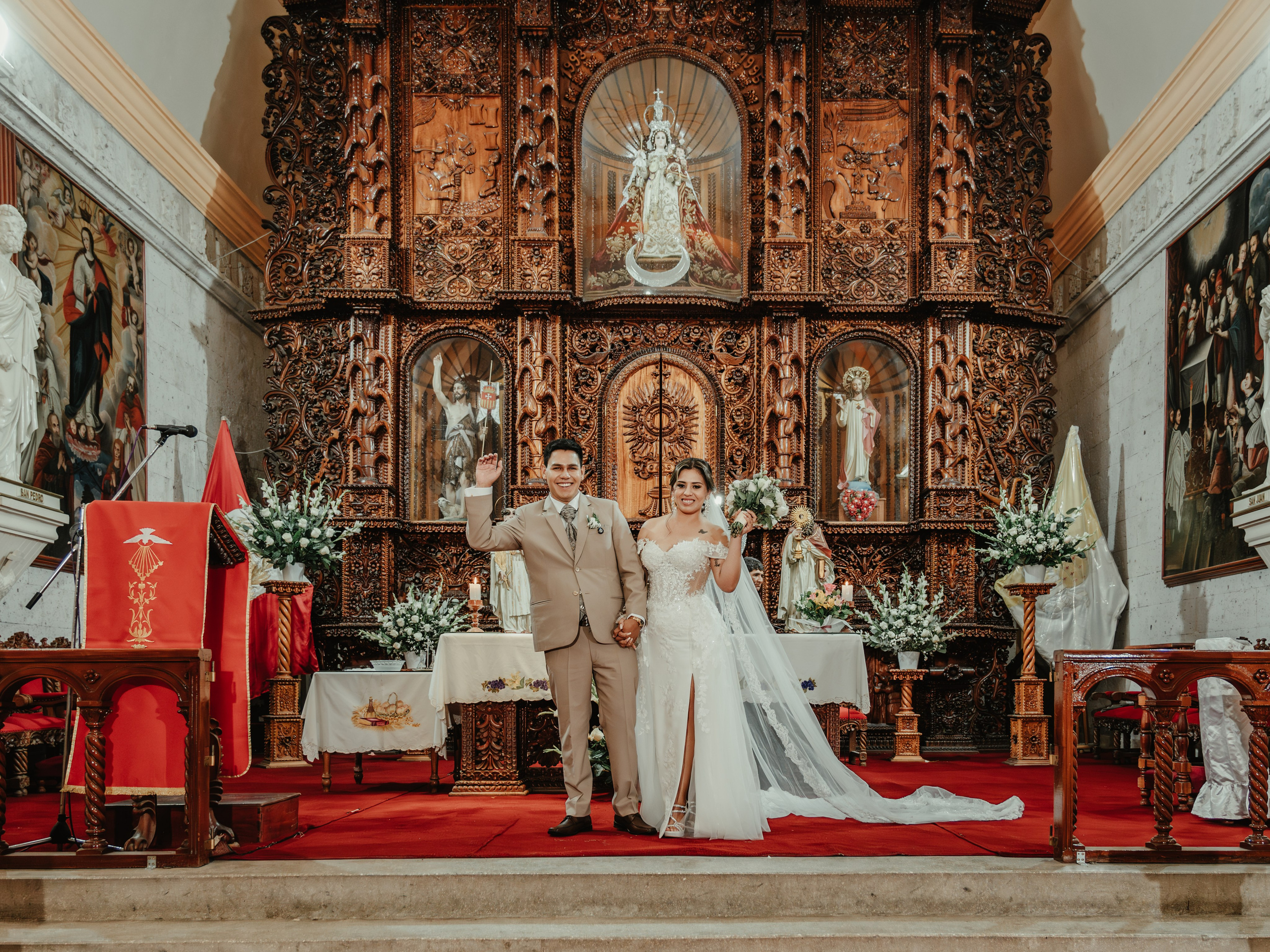 CARLA Y MARIO BODA RELIGIOSA. Studio KVTA | Fotografía y Video de Bodas en Arequipa