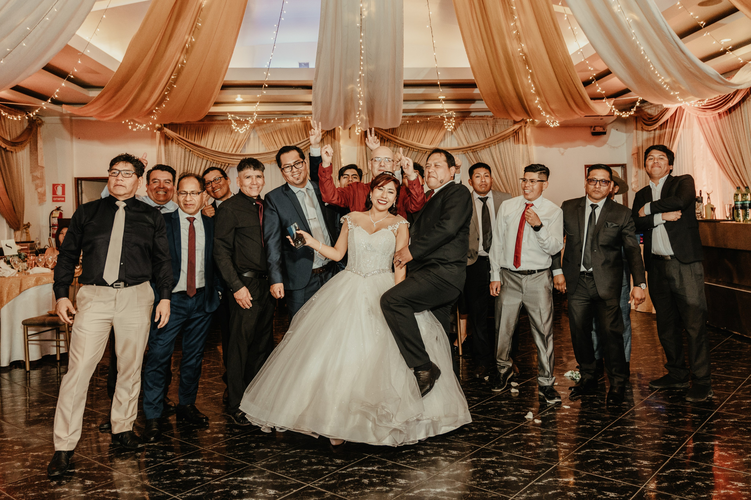 VANESSA + FRANKLIN BODA RELIGIOSA. Studio KVTA | Fotografía y Video de Bodas en Arequipa