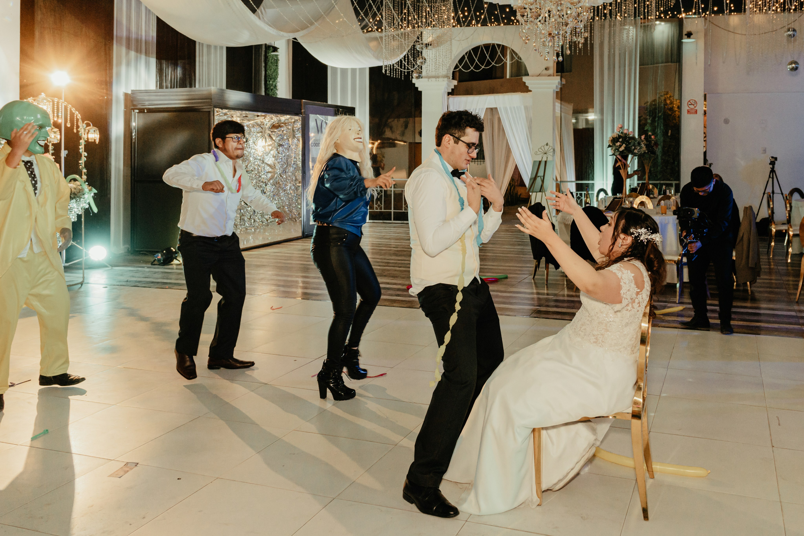 VANIA + LUIS BODA CIVIL. Studio KVTA | Fotografía y Video de Bodas en Arequipa