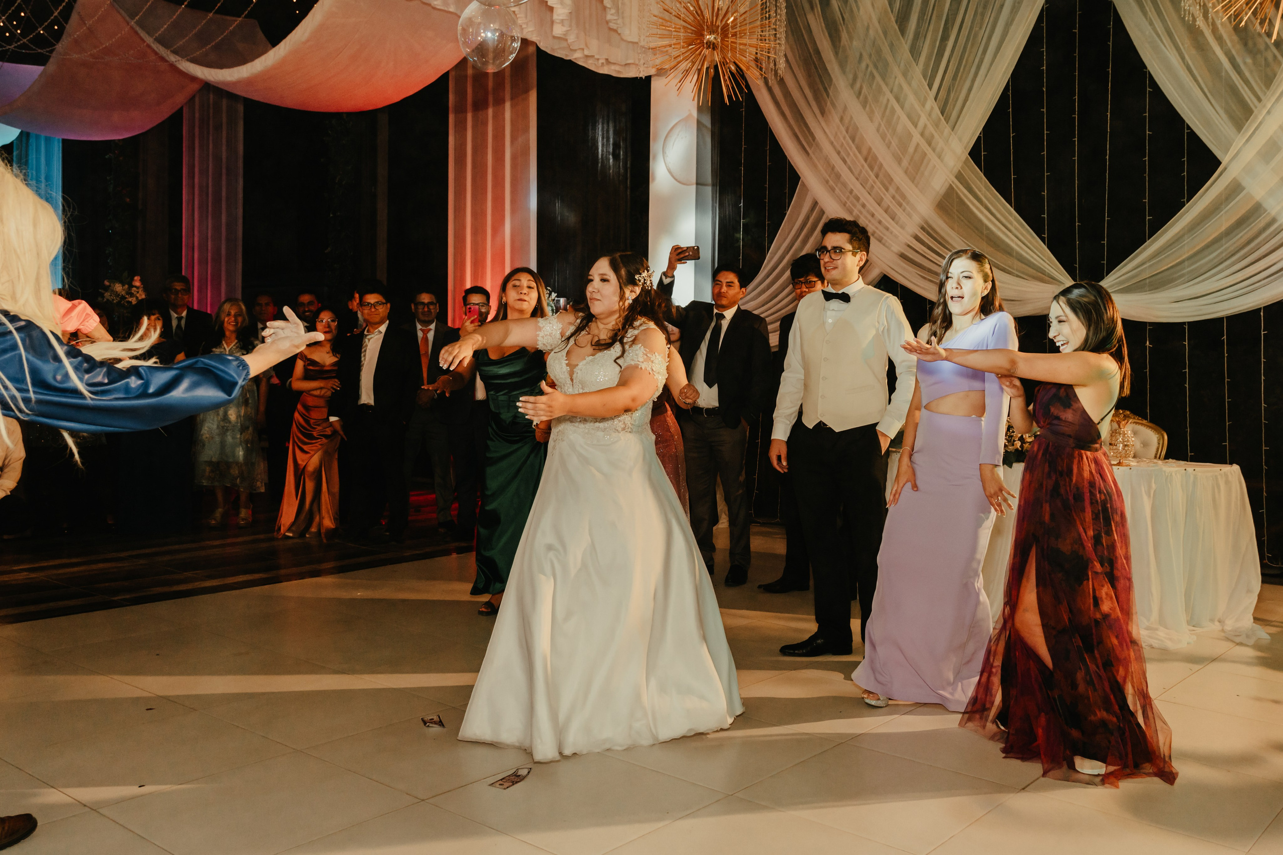 VANIA + LUIS BODA CIVIL. Studio KVTA | Fotografía y Video de Bodas en Arequipa