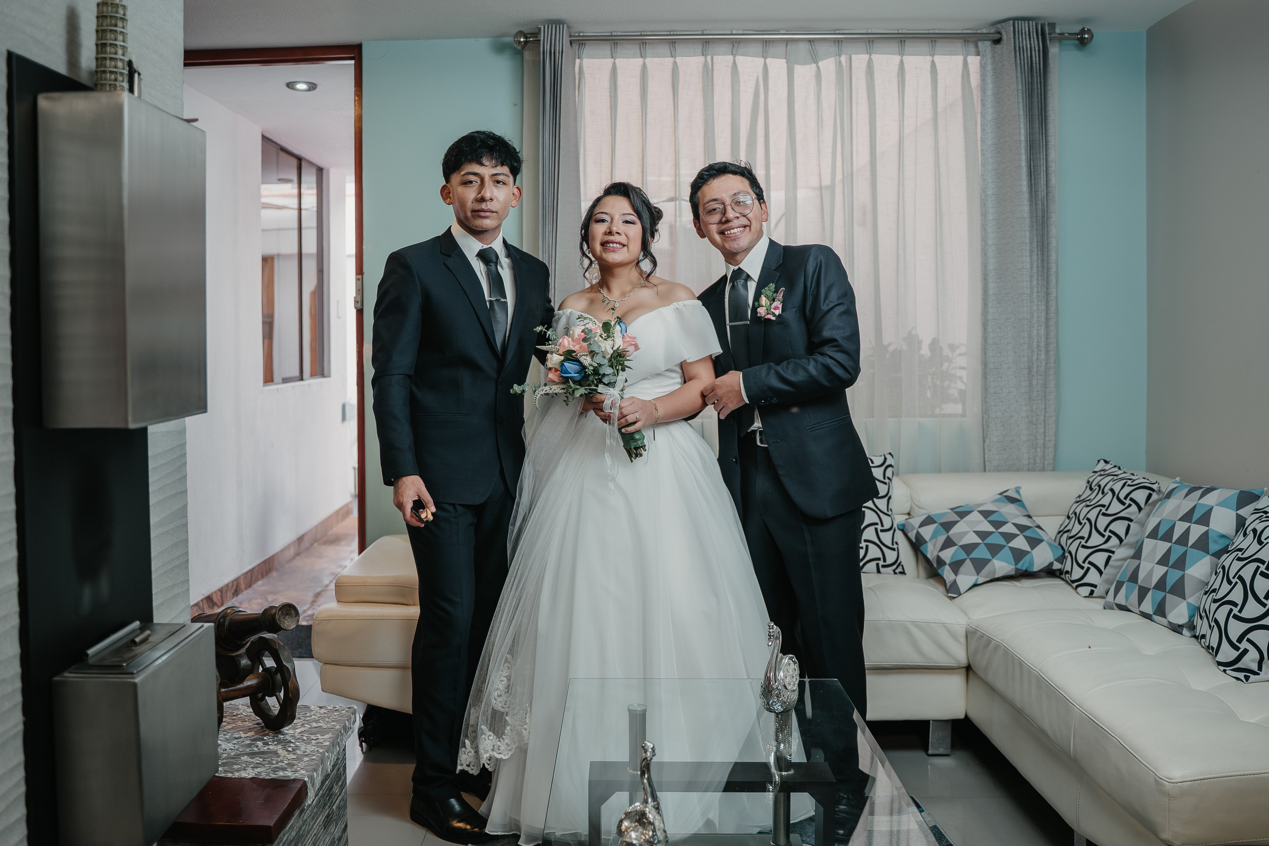 ALEJANDRA + RODRIGO BODA RELIGIOSA. Studio KVTA | Fotografía y Video de Bodas en Arequipa