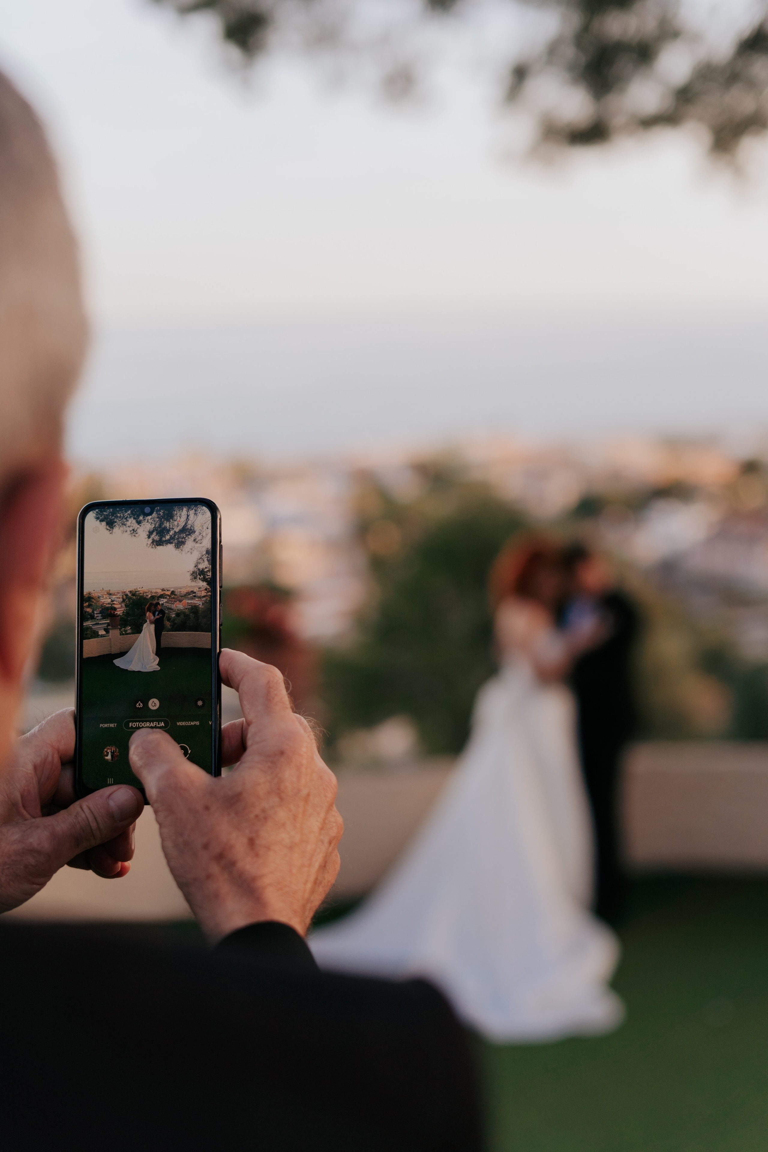 Havie & Isabel — a wedding in Gaudí’s Crypt. DiaFoto Weddings · Premium Destination Wedding Photographer & Videographer in Barcelona