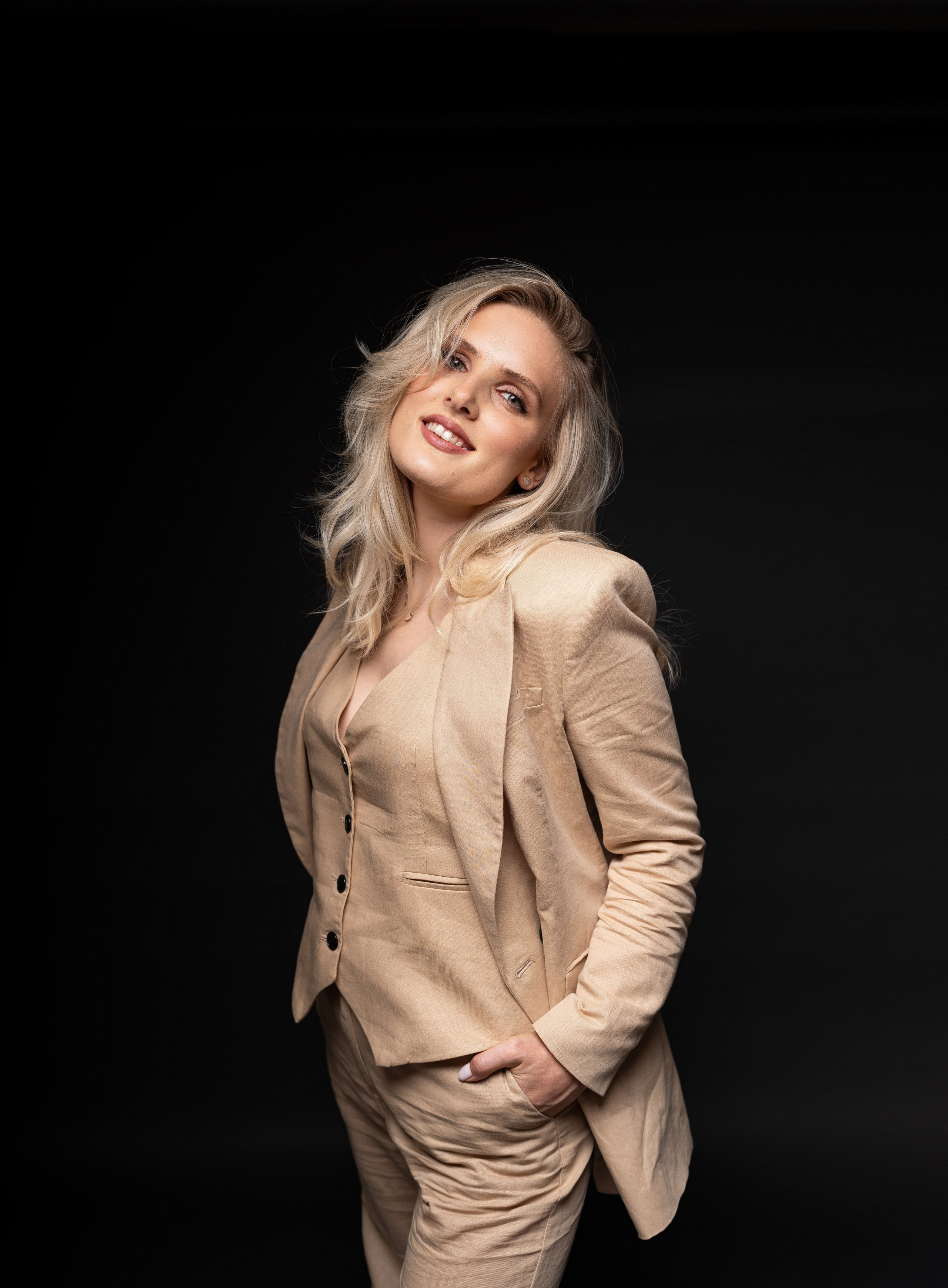 Yana. Family photographer in Sacramento | Sofia Pavenko