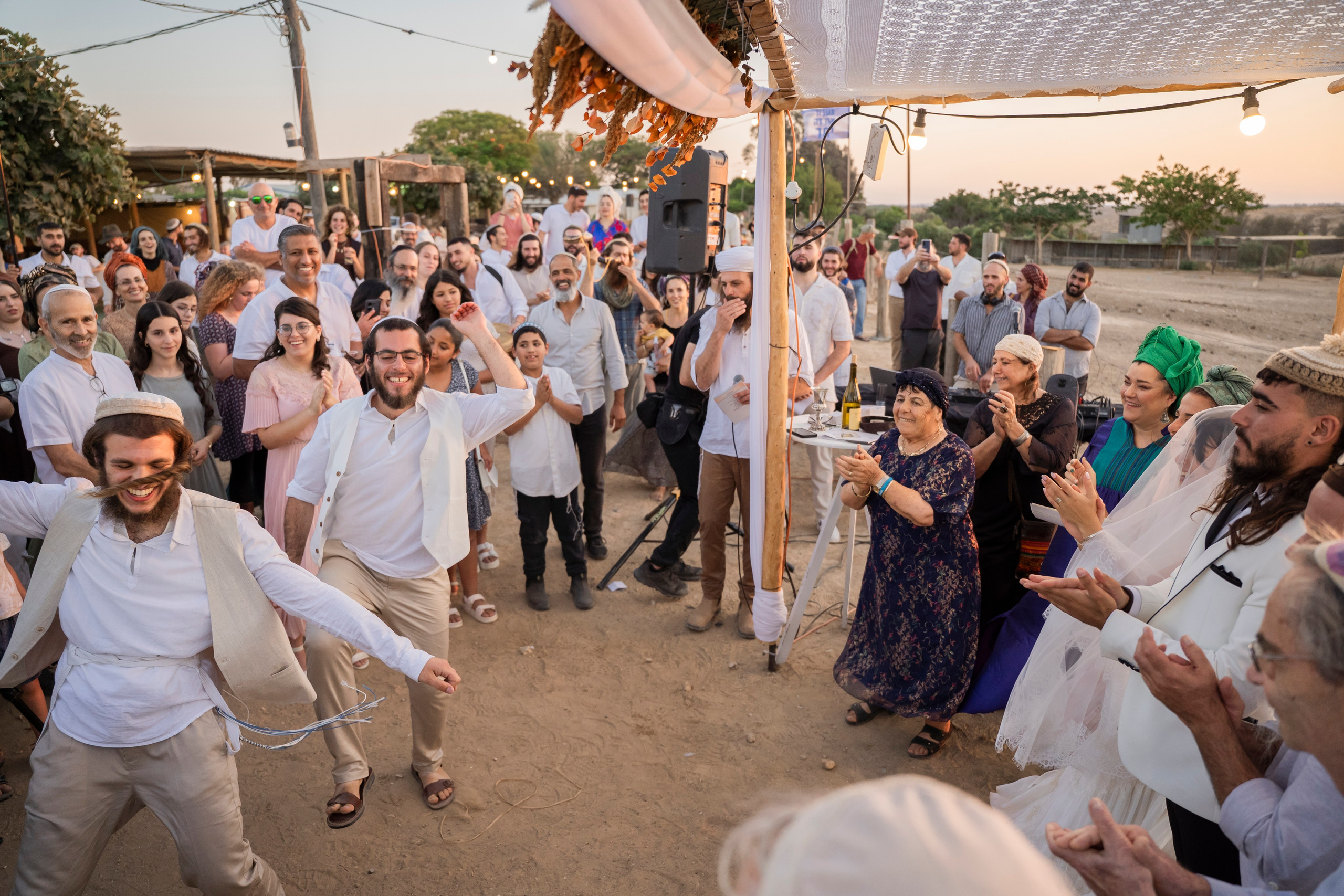 אביה ואחיה. יוסף מזרחי צילום חתונה, ברית וזוגיות. צלם מקצועי שאוהב להוציא אתכם הכי יפים ברגעים הכי מרגשים