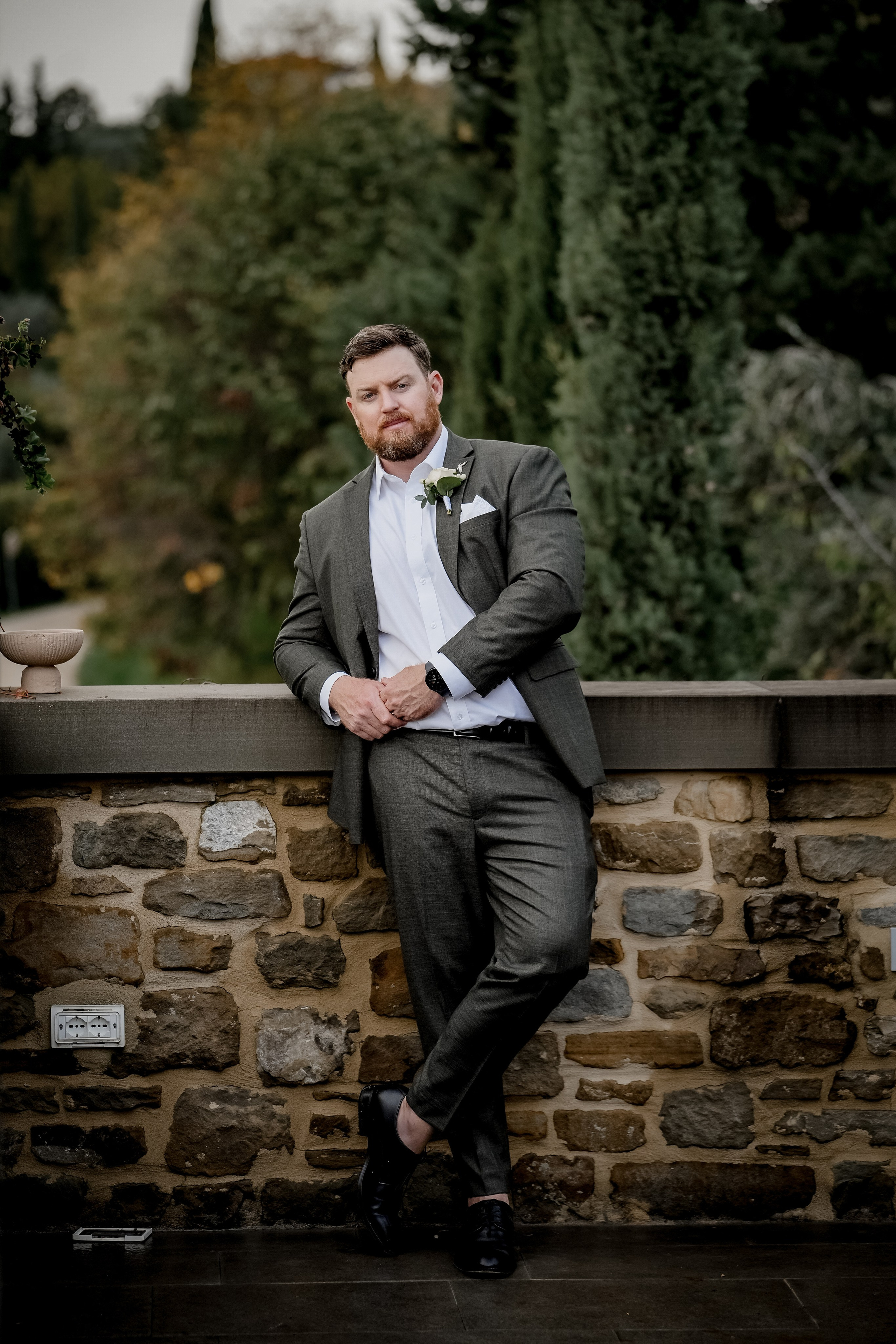 Elopment in Cortona. Villa Falconiere. Wedding Photographer in Italy