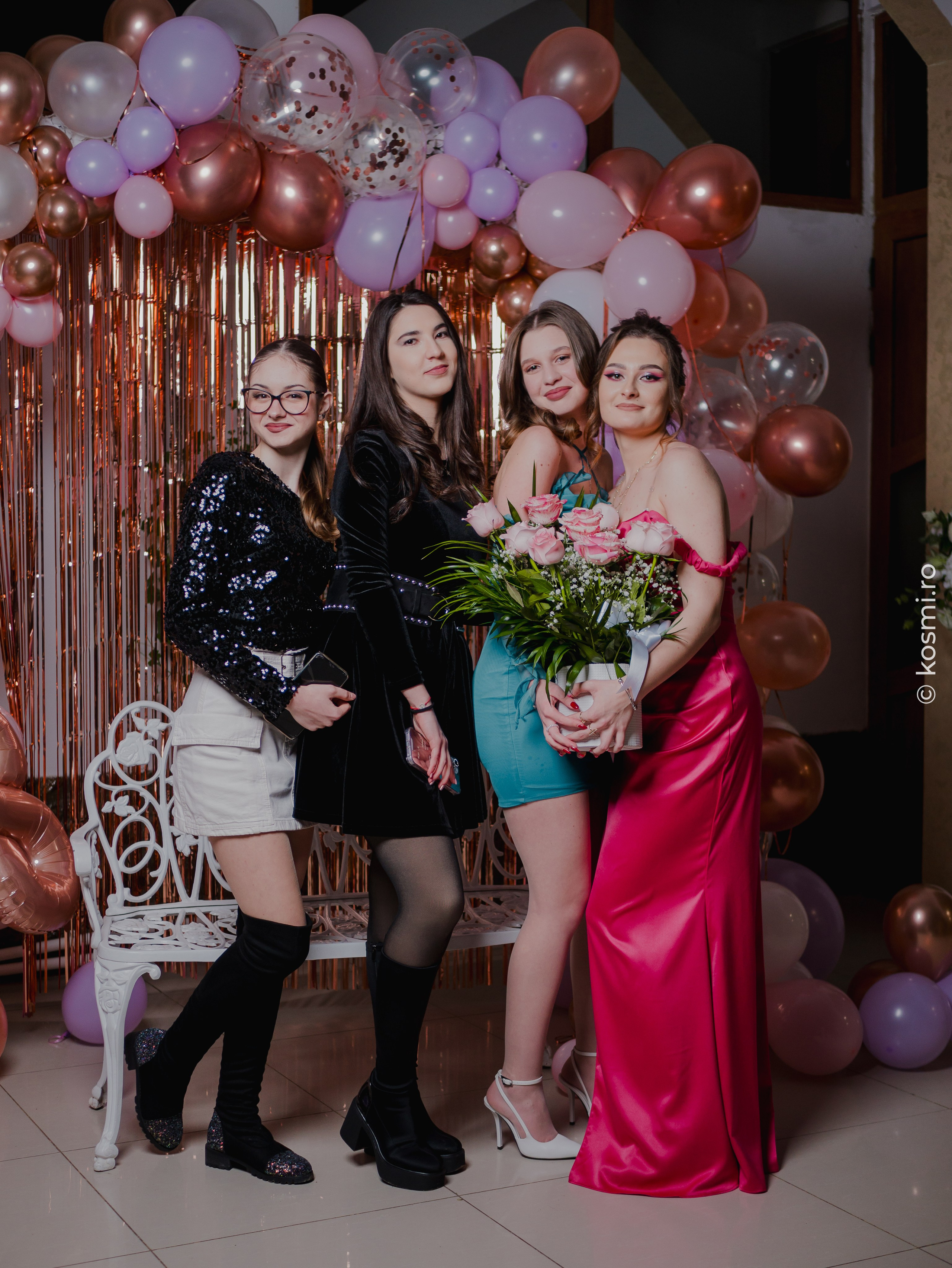 Majorat Andreea. Kosmi