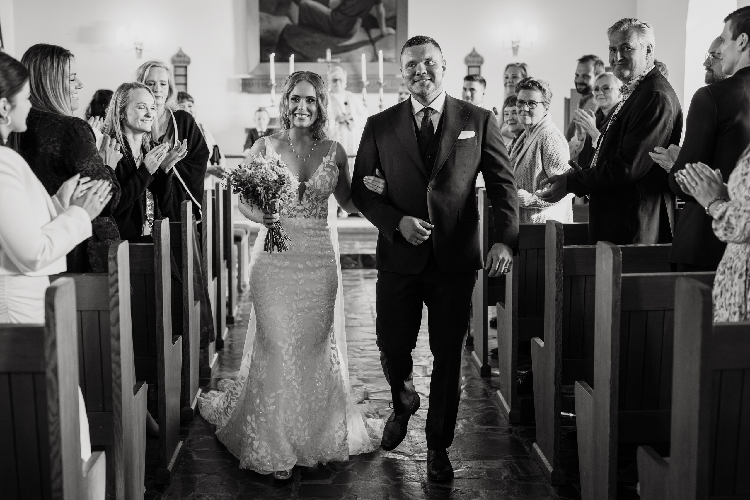 Maria and Matt. Michalina Dzianach Wedding Photographer Iceland