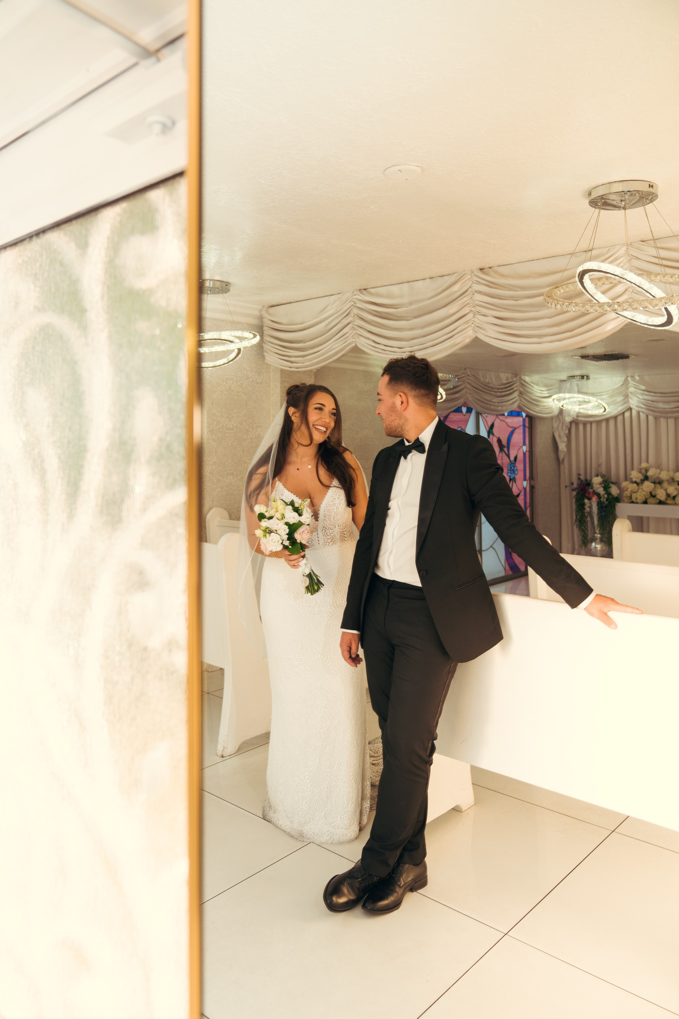 Georgia&Kyran. Wedding & elopement photographer Viktoriya Kravtsov. Las Vegas