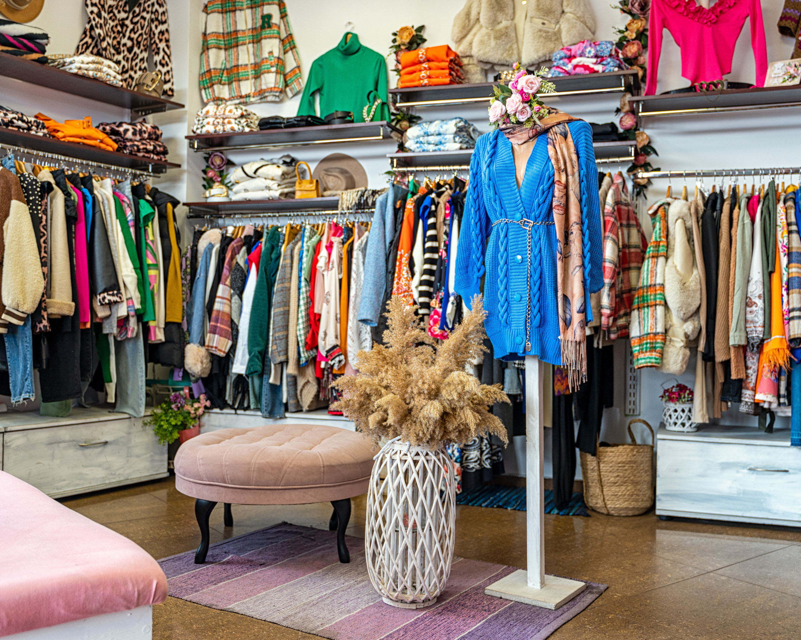 Магазин FASHION HOUSE. Професионален фотограф в Пловдив и областта