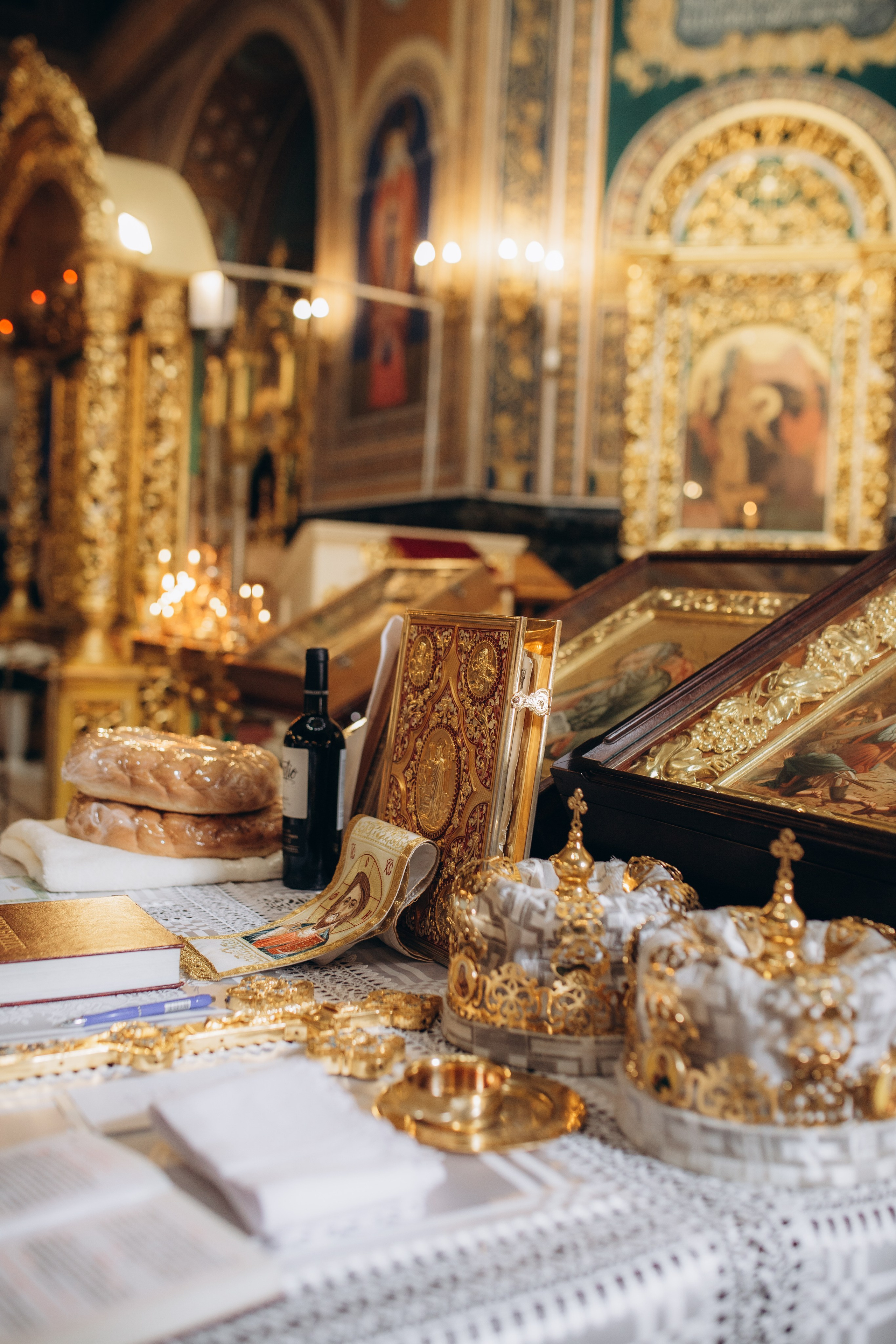 Nikolly & Constantin. Home