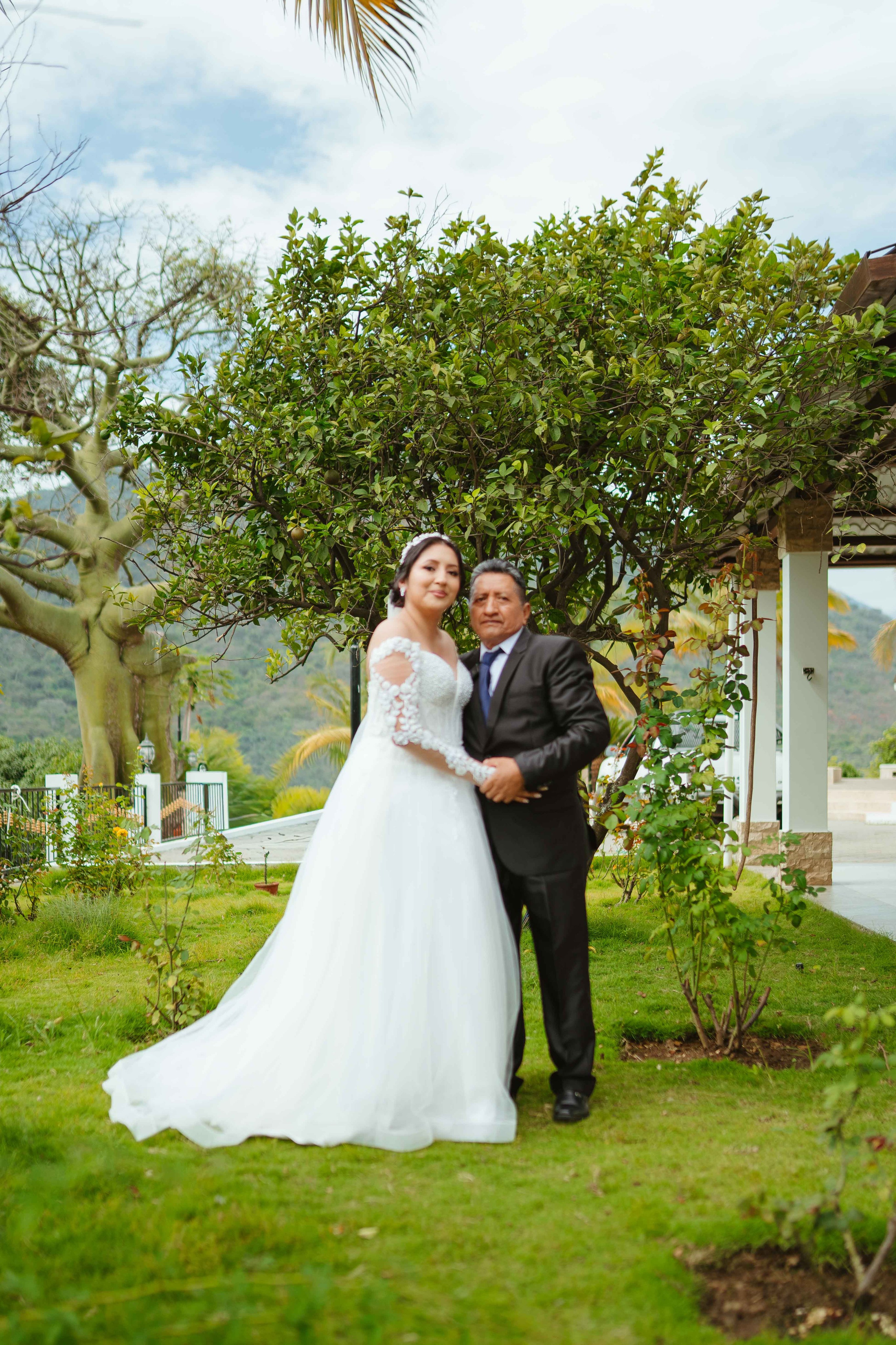 Andrea y Cristhian. Fotógrafo de bodas en Loja Ecuador | Piero Alvarez PH
