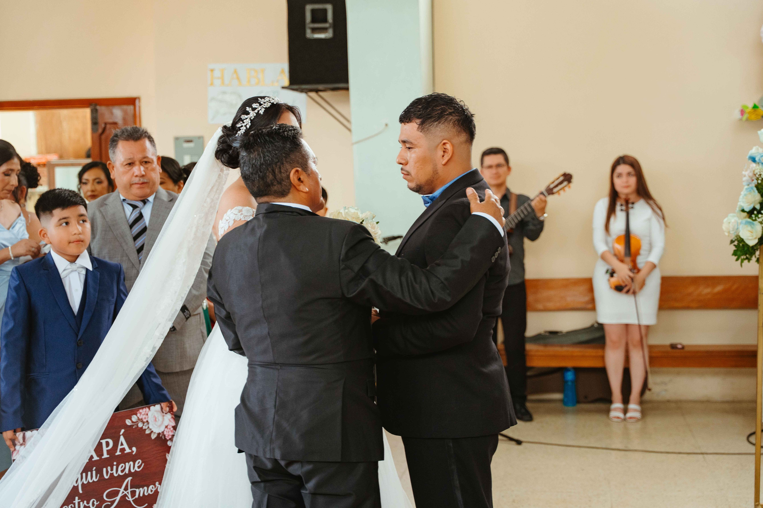 Andrea y Cristhian. Fotógrafo de bodas en Loja Ecuador | Piero Alvarez PH
