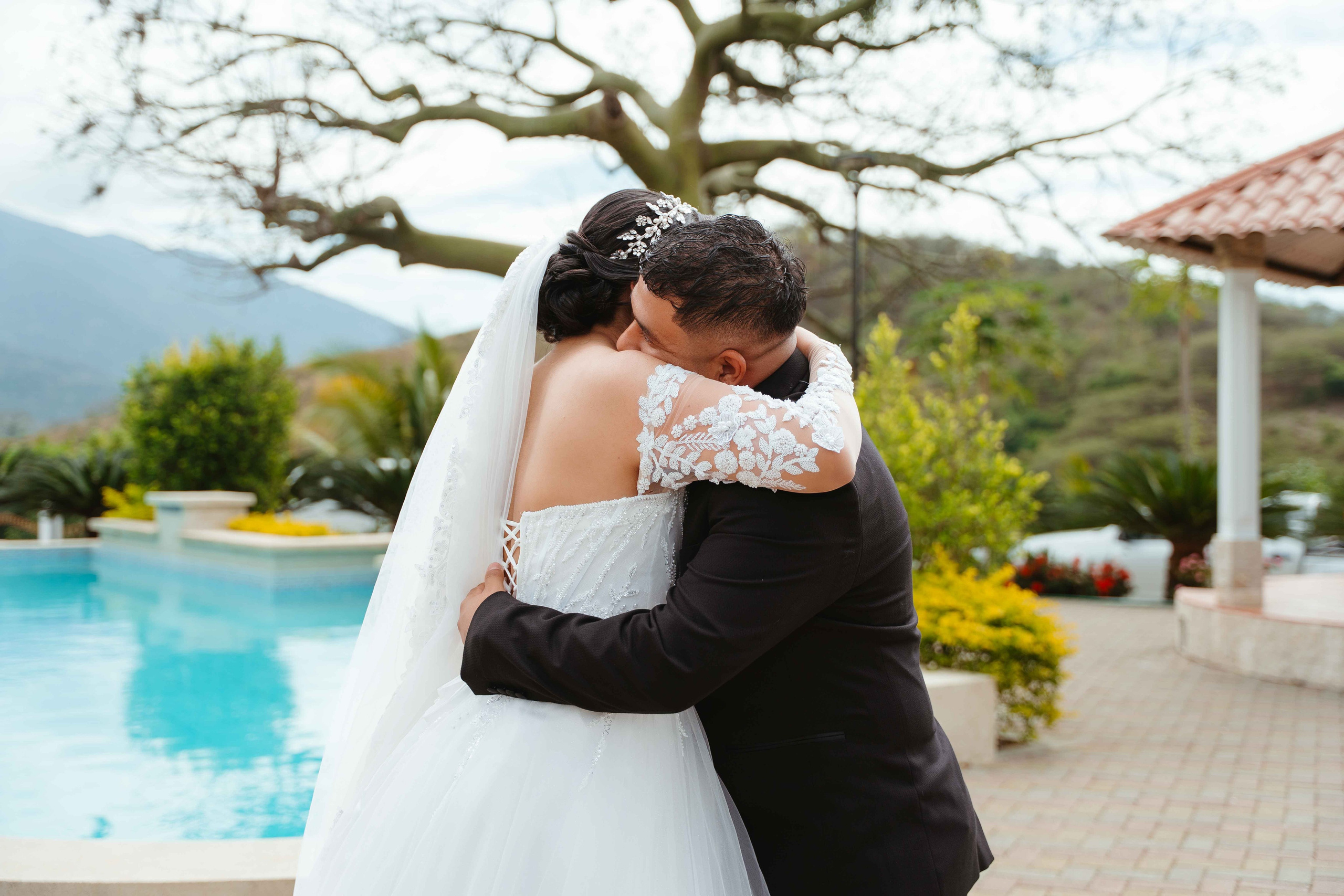 Andrea y Cristhian. Fotógrafo de bodas en Loja Ecuador | Piero Alvarez PH