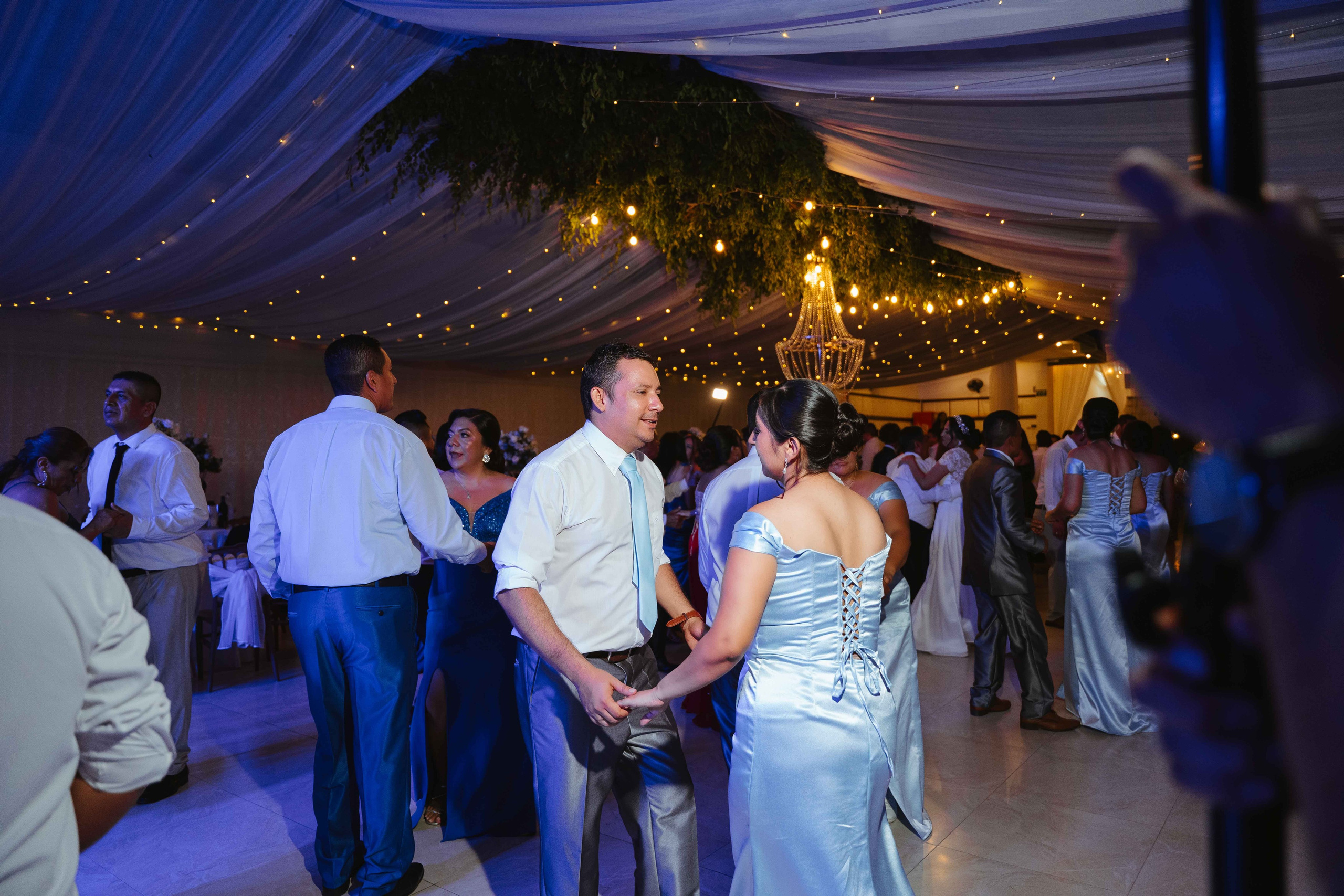 Andrea y Cristhian. Fotógrafo de bodas en Loja Ecuador | Piero Alvarez PH