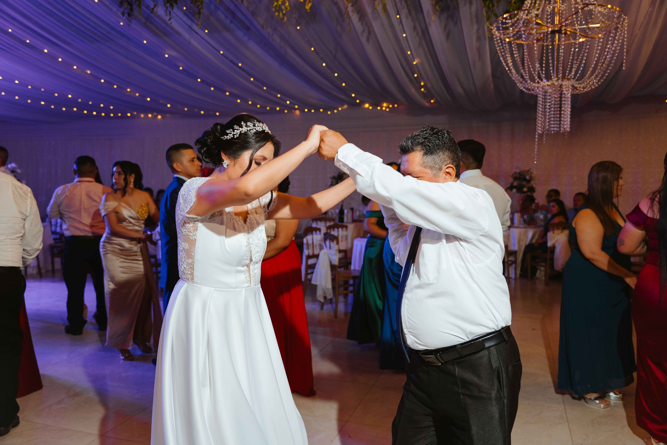 Andrea y Cristhian. Fotógrafo de bodas en Loja Ecuador | Piero Alvarez PH