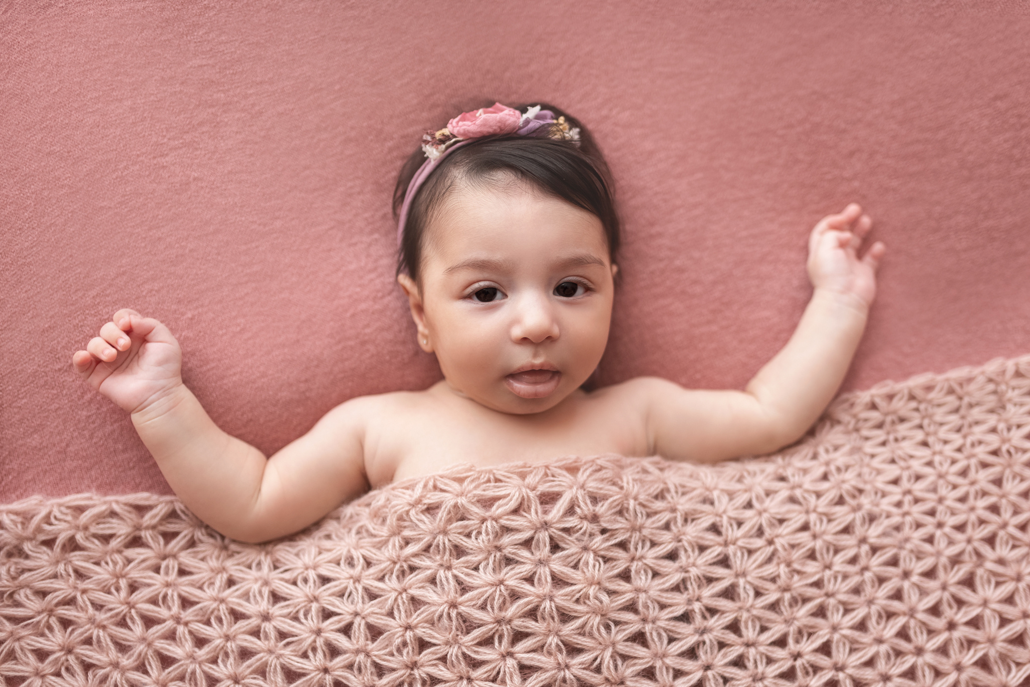 תינוקות מגיל חודשיים. צילומי הריון, ניו בורן, גיל שנה בראשון לציון -Jenya Rosso Photography