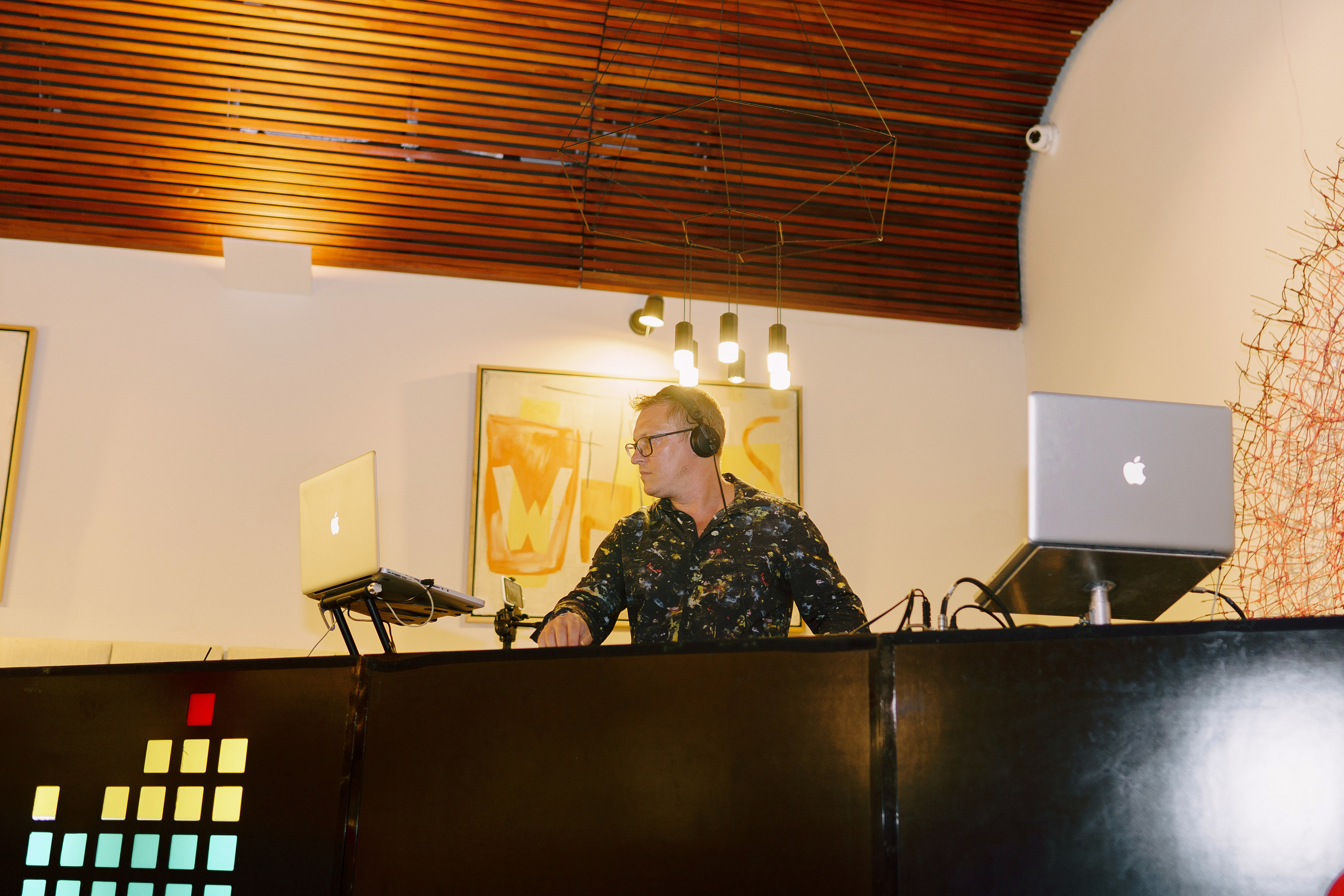 Beautiful wedding in Acre, Vladimir & Daria. Porto Travel Photographer | Couples & Vacation Photos in Portugal — WePortugal