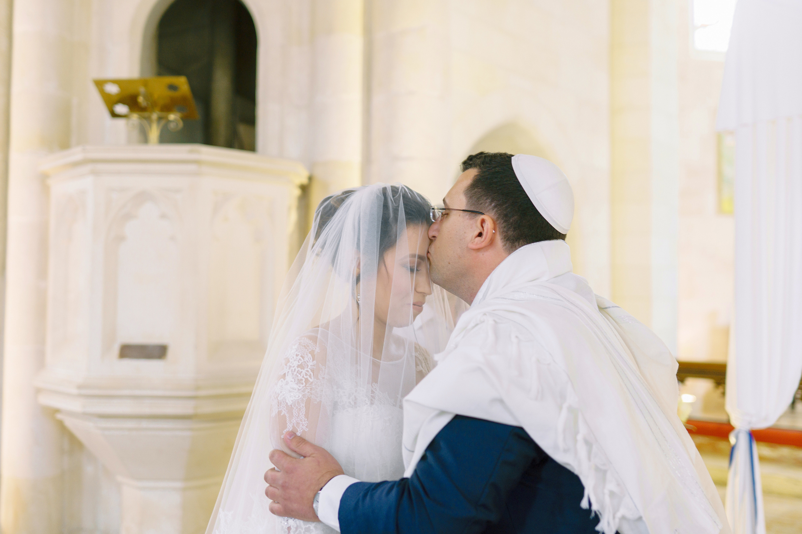 Tender wedding in Jerusalem, Paul & Alisa. Porto Travel Photographer | Couples & Vacation Photos in Portugal — WePortugal
