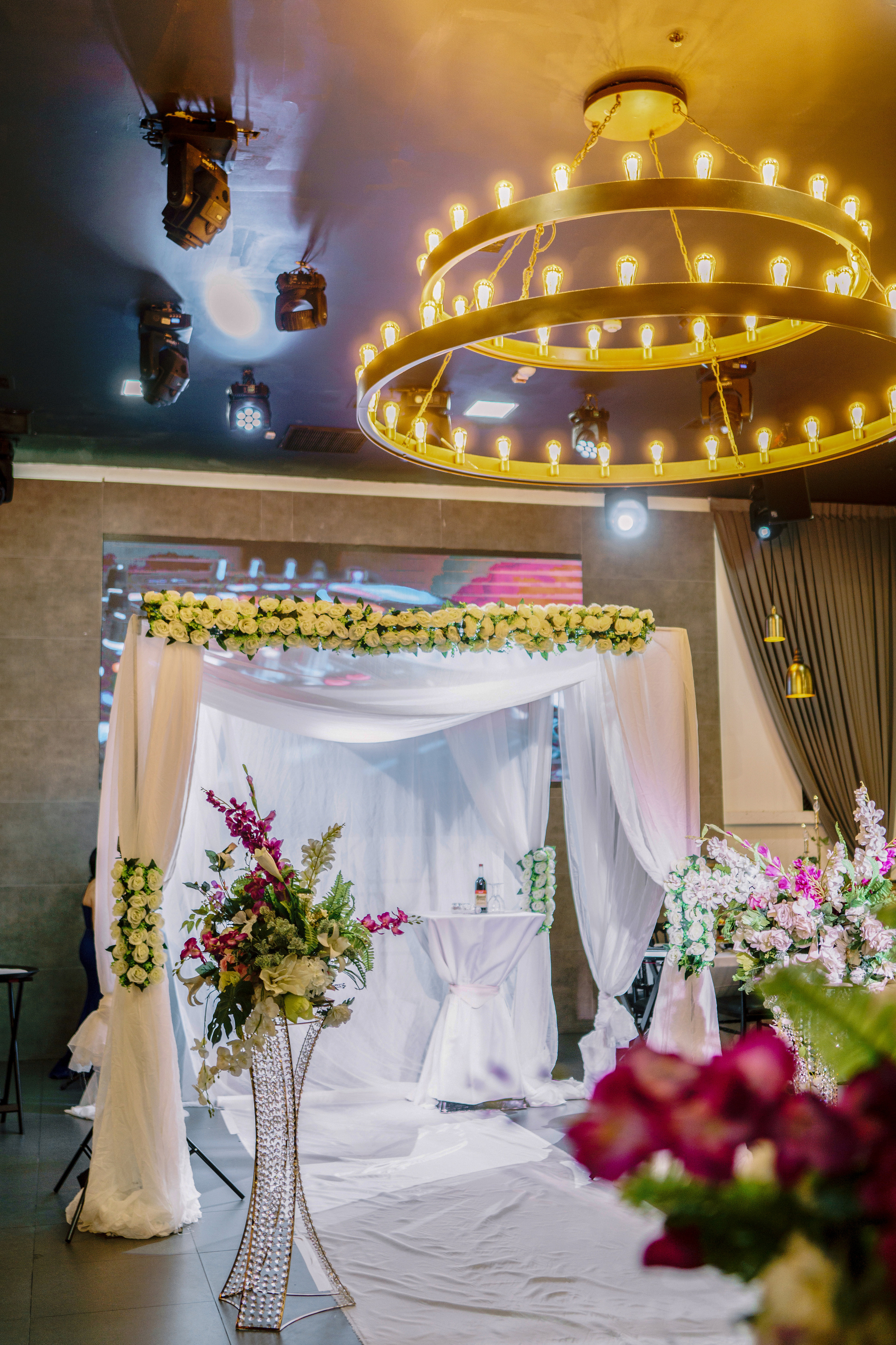 Сharming wedding in Jaffa, Ruslan & Yulia. Porto Travel Photographer | Couples & Vacation Photos in Portugal — WePortugal