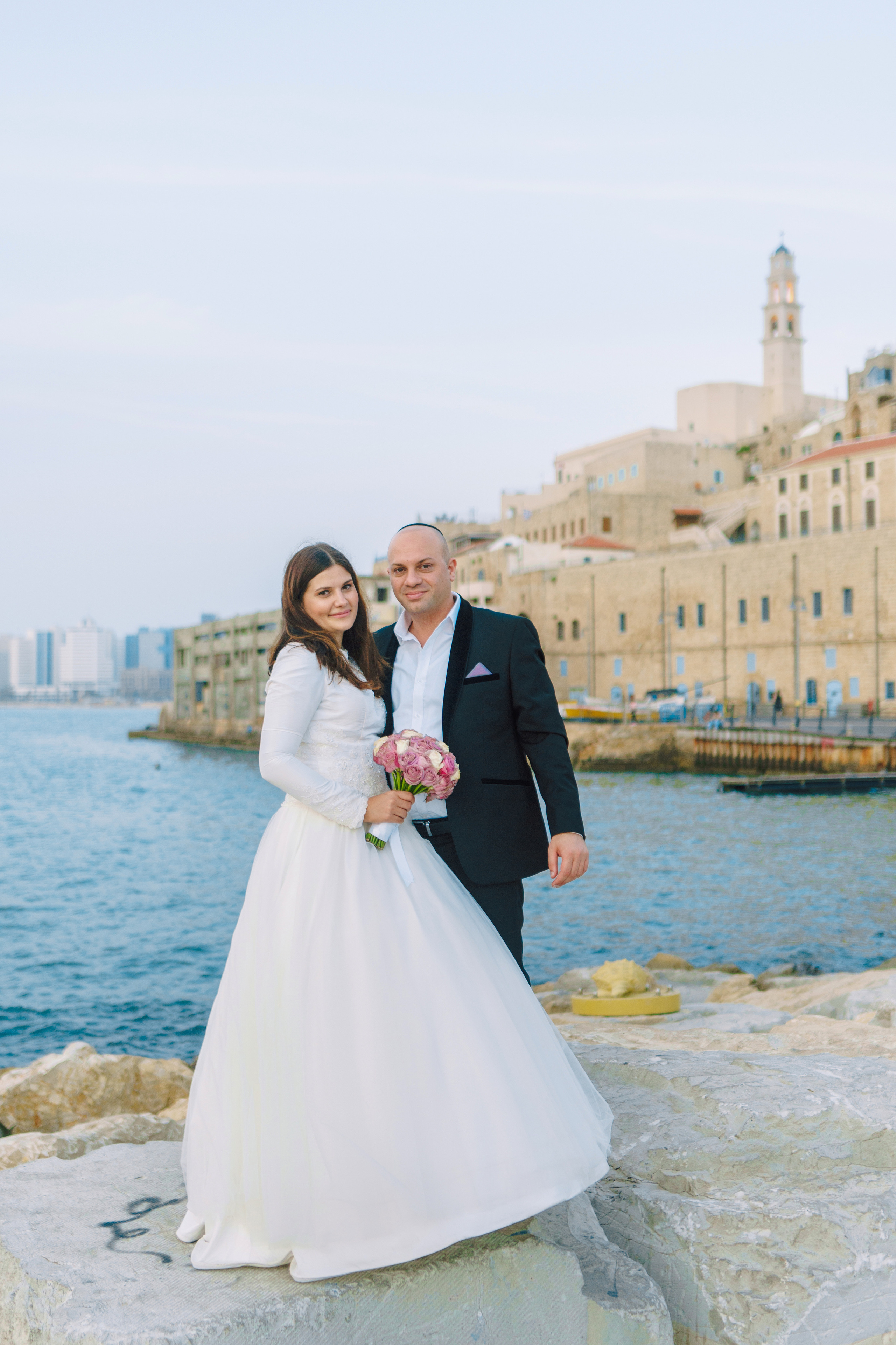 Wedding walk in Jaffa, Hana & Hen. Porto Travel Photographer | Couples & Vacation Photos in Portugal — WePortugal
