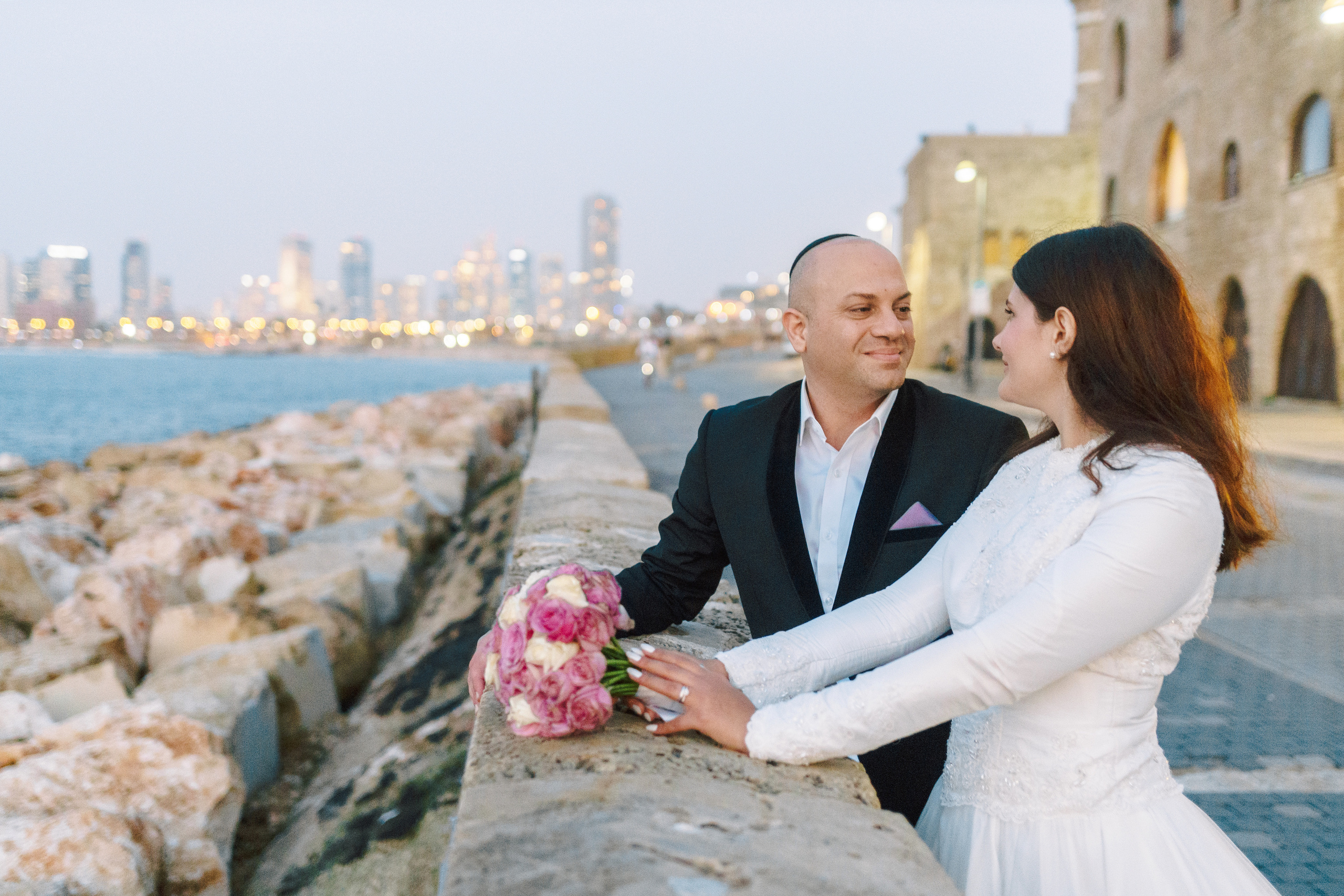 Wedding walk in Jaffa, Hana & Hen. Porto Travel Photographer | Couples & Vacation Photos in Portugal — WePortugal