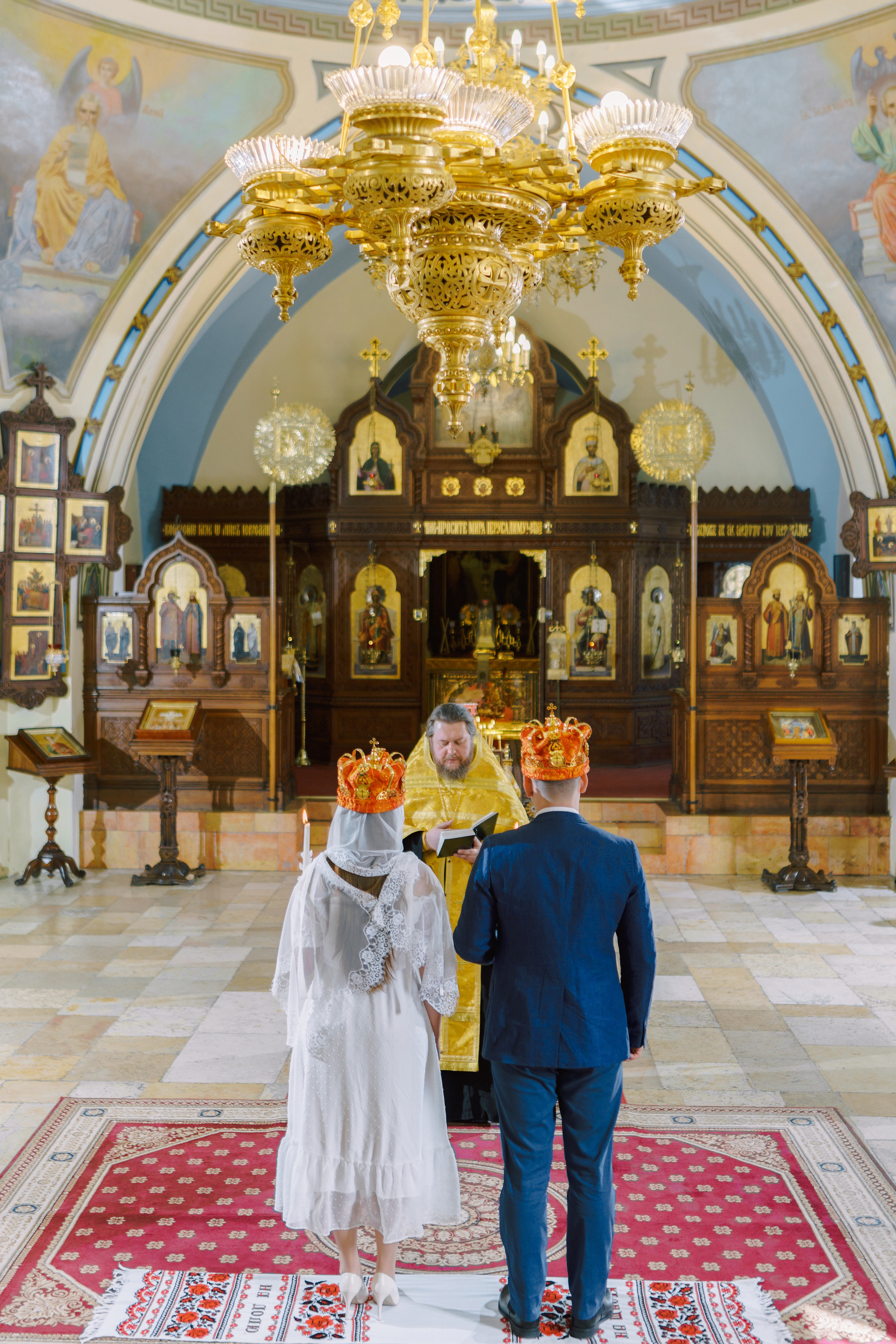 Church wedding in Jerusalem, Rostislav & Anna. Porto Travel Photographer | Couples & Vacation Photos in Portugal — WePortugal