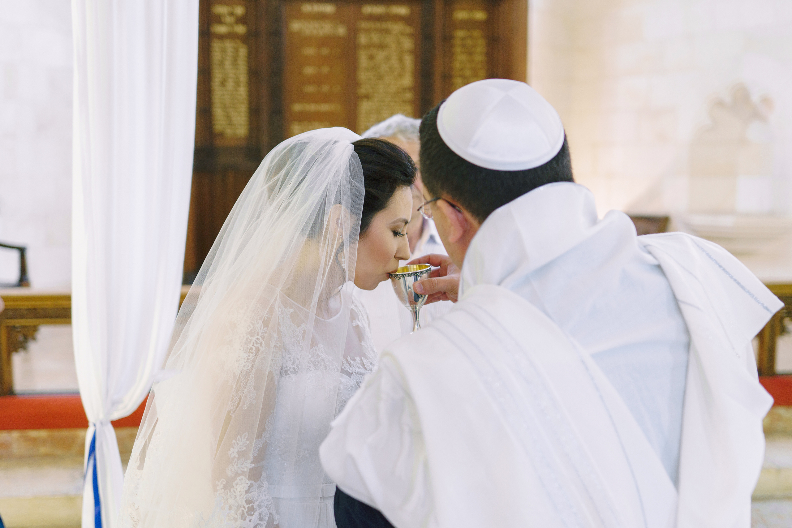 Tender wedding in Jerusalem, Paul & Alisa. Porto Travel Photographer | Couples & Vacation Photos in Portugal — WePortugal