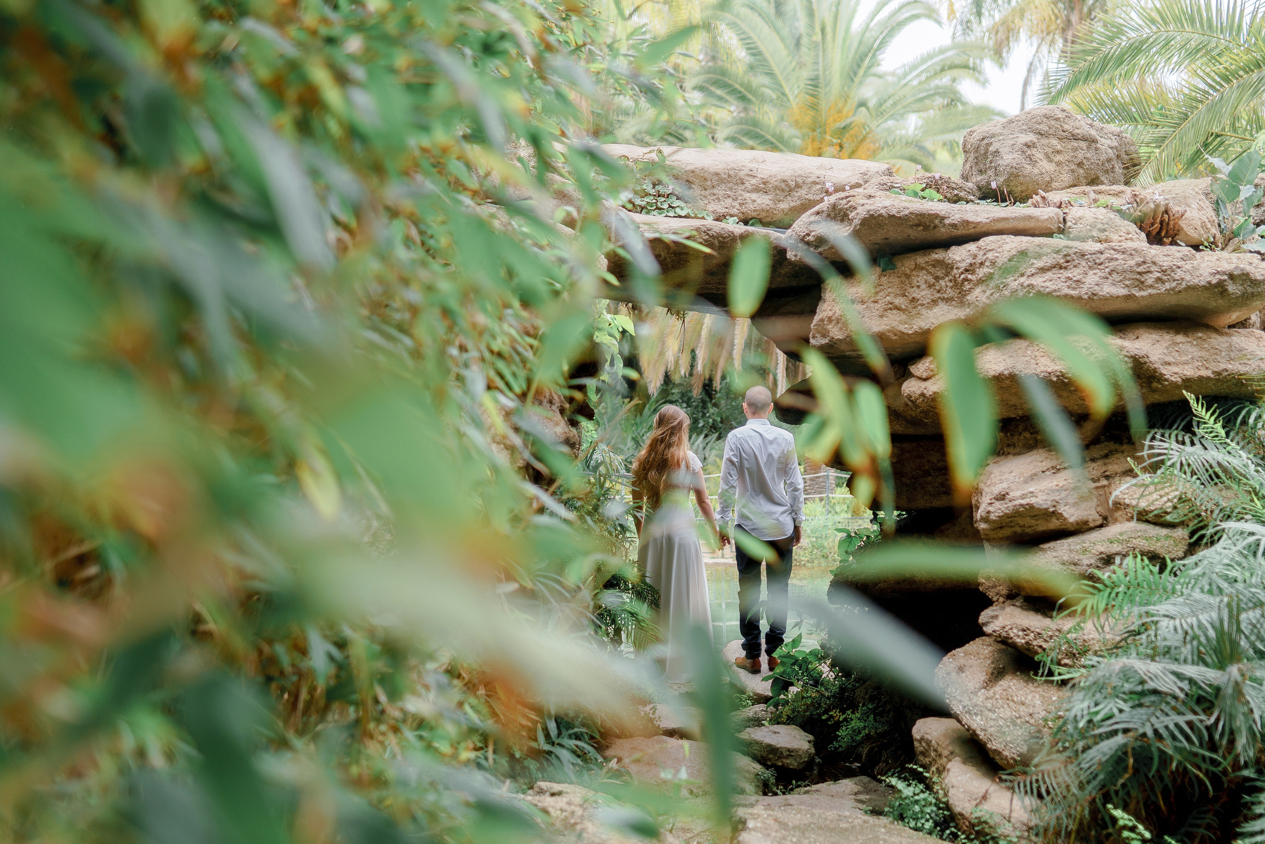 Wedding walk in Yarkon Park, Natali & Shlomi. Porto Travel Photographer | Couples & Vacation Photos in Portugal — WePortugal
