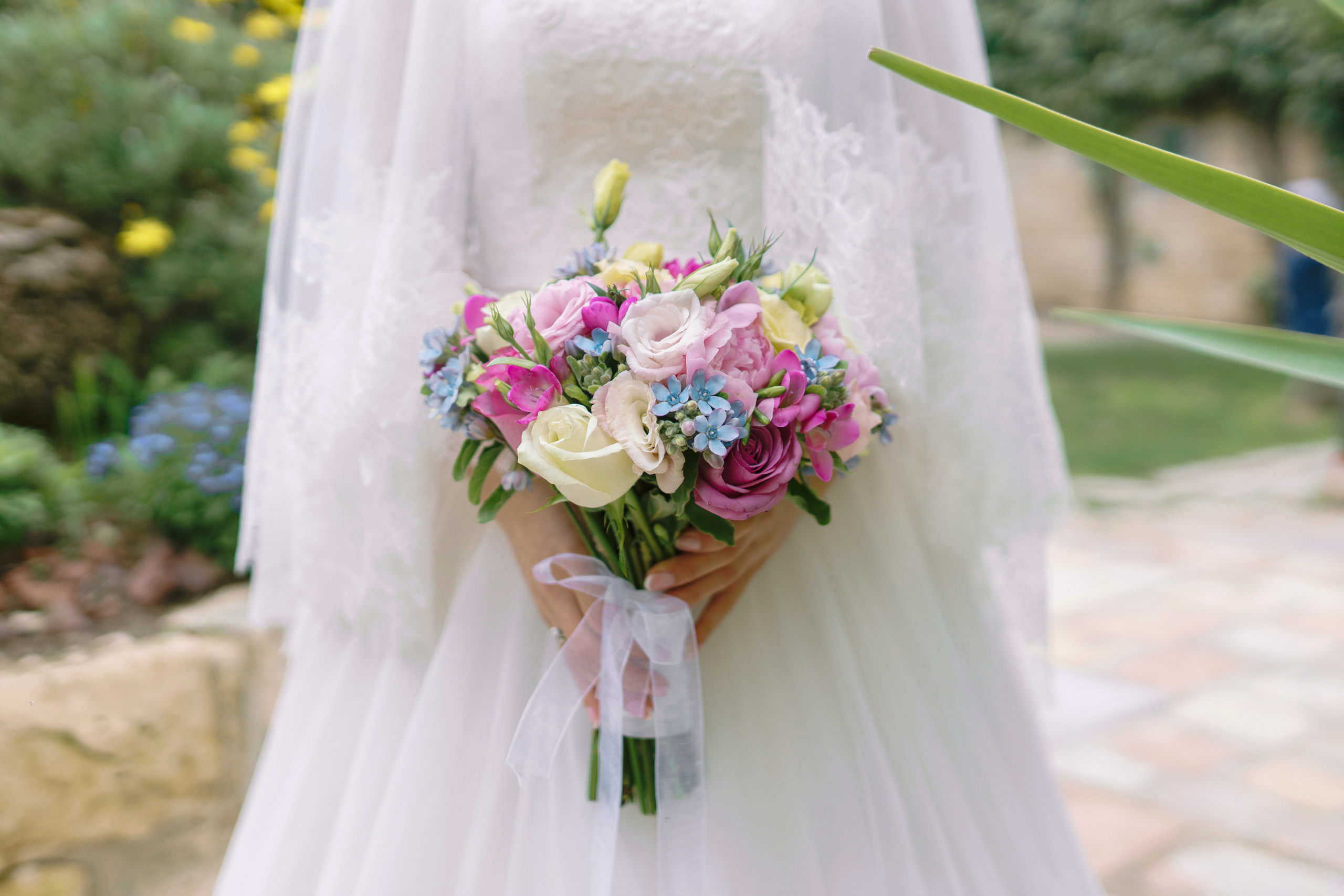 Tender wedding in Jerusalem, Paul & Alisa. Porto Travel Photographer | Couples & Vacation Photos in Portugal — WePortugal