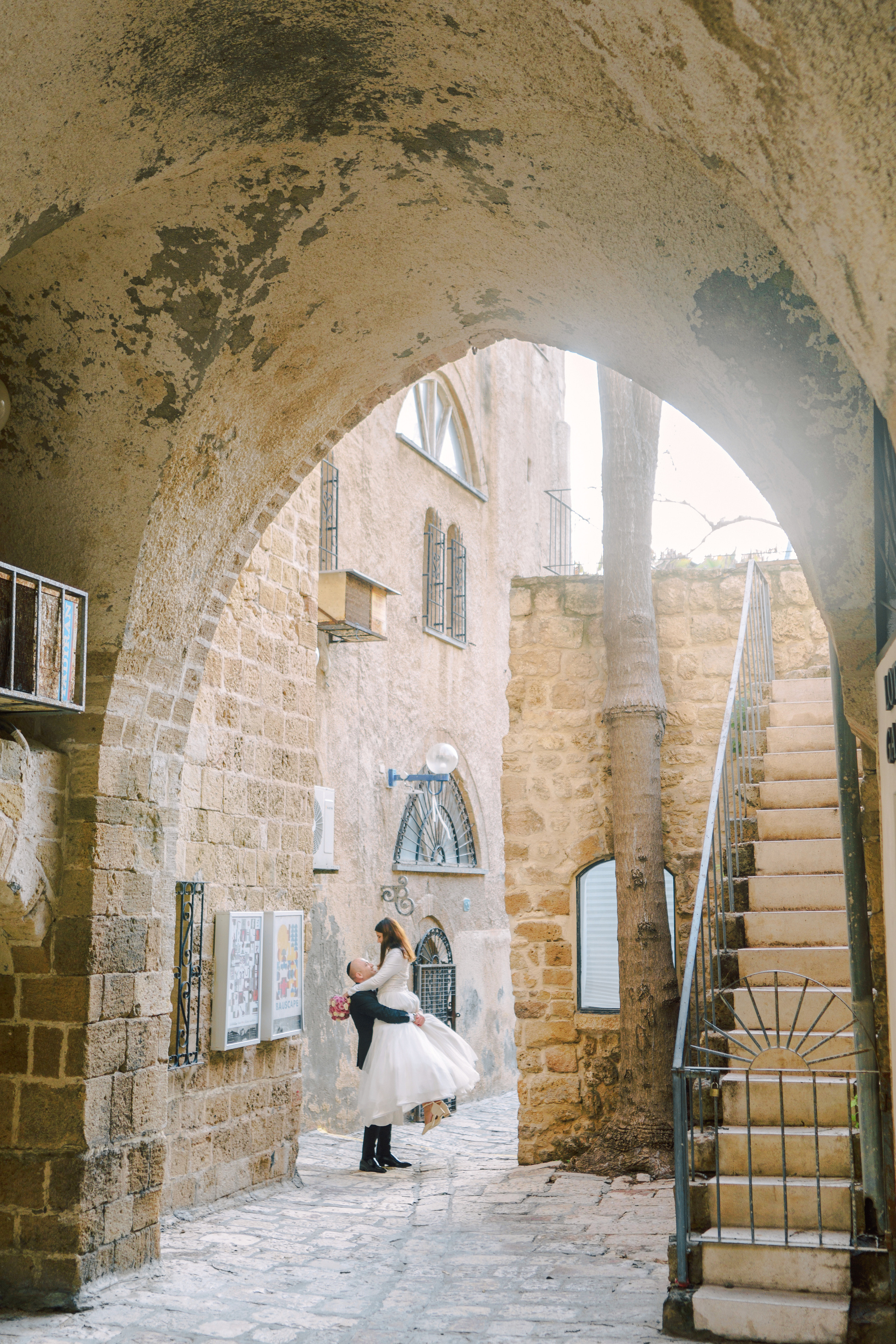 Wedding walk in Jaffa, Hana & Hen. Porto Travel Photographer | Couples & Vacation Photos in Portugal — WePortugal